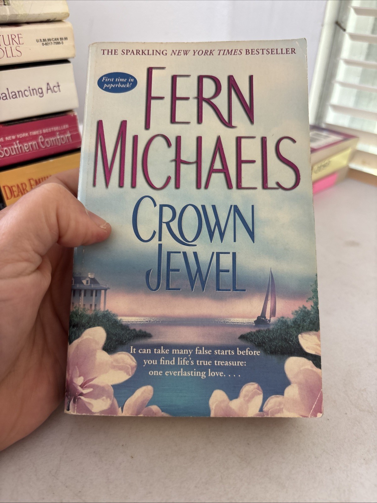 Lot of 10 – Fern Michaels – Mass Paperback Books – FREE SHIPPING
