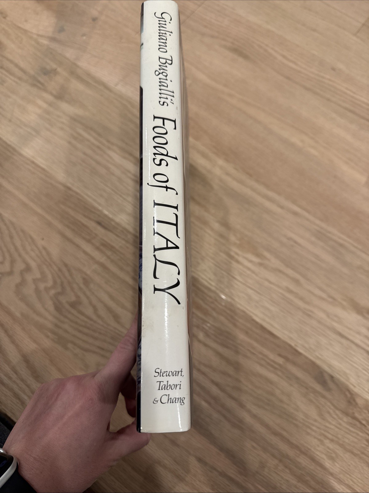 SIGNED Giuliano Bugiallis Foods of Italy – Hardcover By Giuliano Bugialli – GOOD