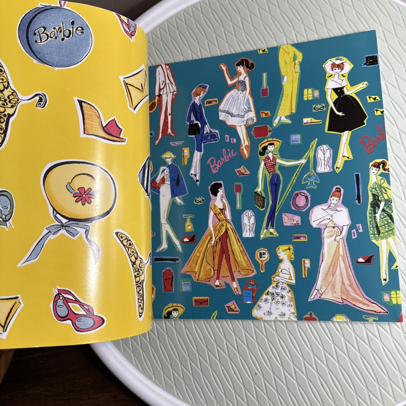 BARBIE GIFT WRAP 10 pages + gift tags Abbeville Press pb 1994
