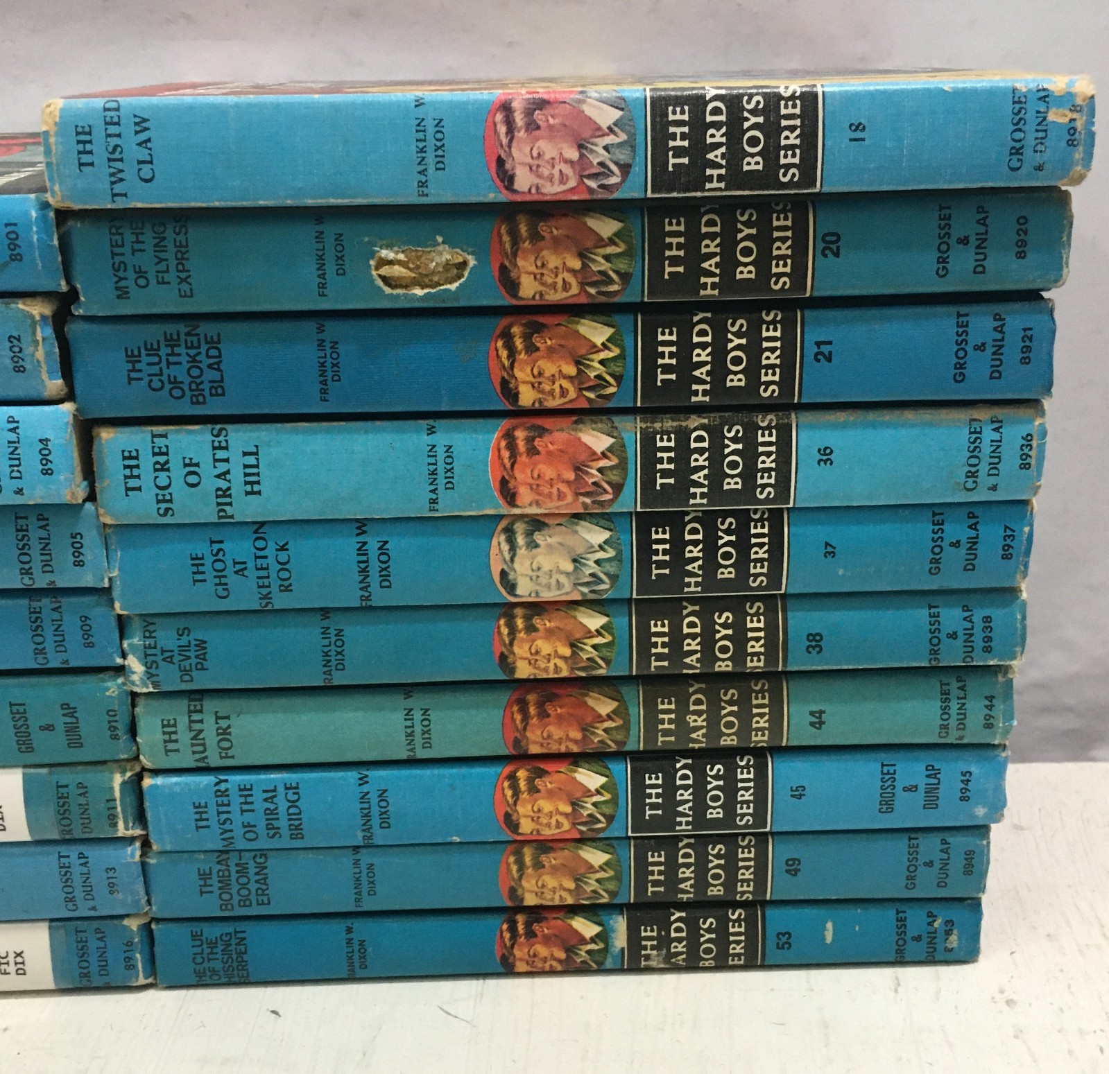 Lot of 19 Different Hardy Boys Books Franklin W Dixon Matte HARDCOVERS