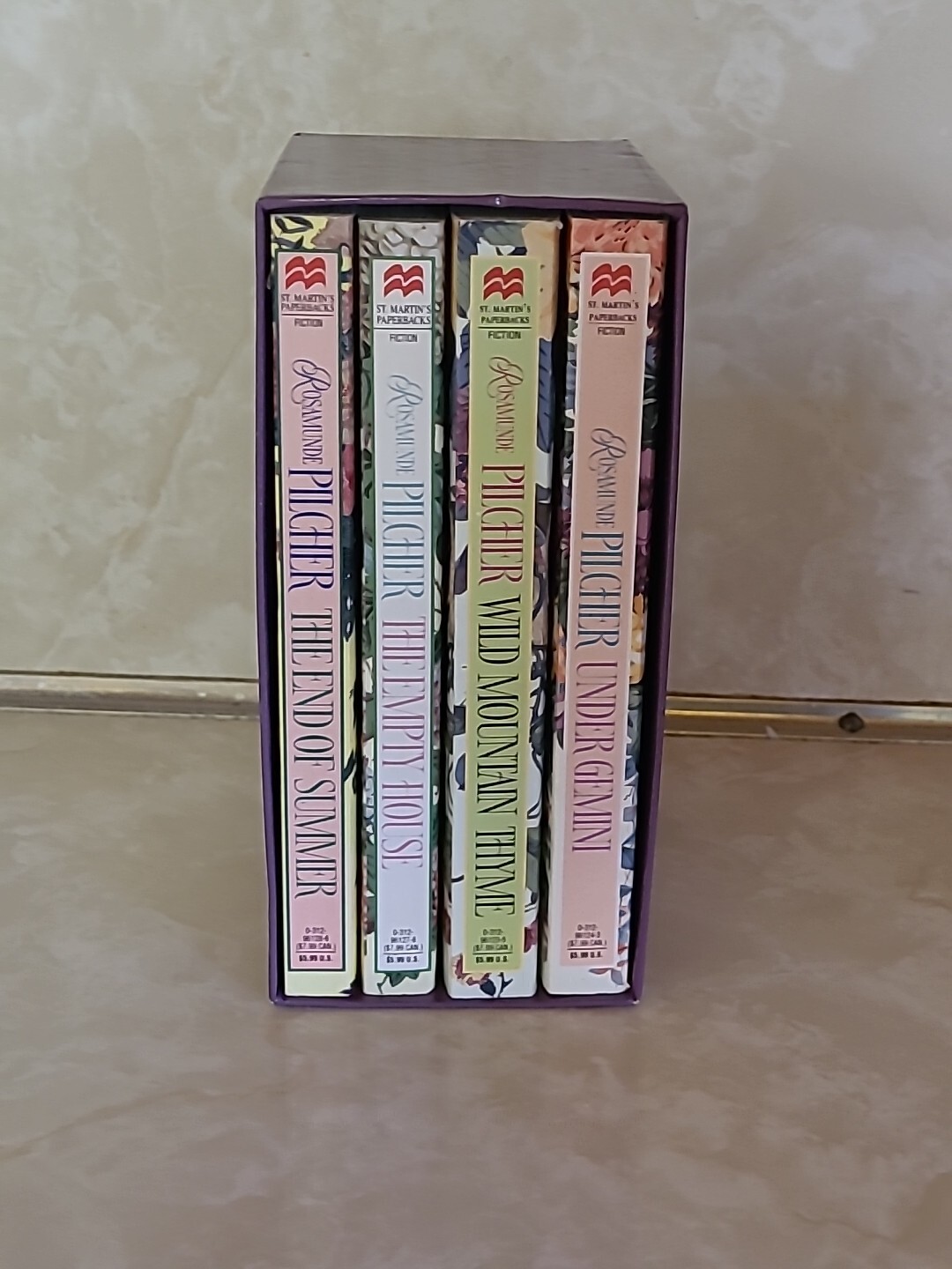 ROSAMUNDE PILCHER “A POTPOURRI” BOXED SET OF 4 BOOKS