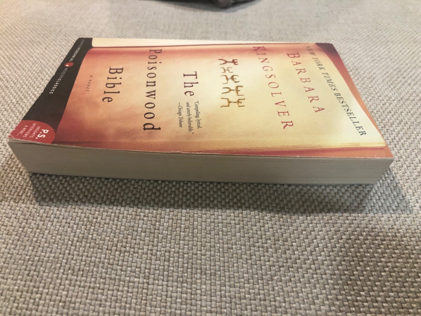 The Poisonwood Bible by Barbara Kingsolver GOOD Condition!