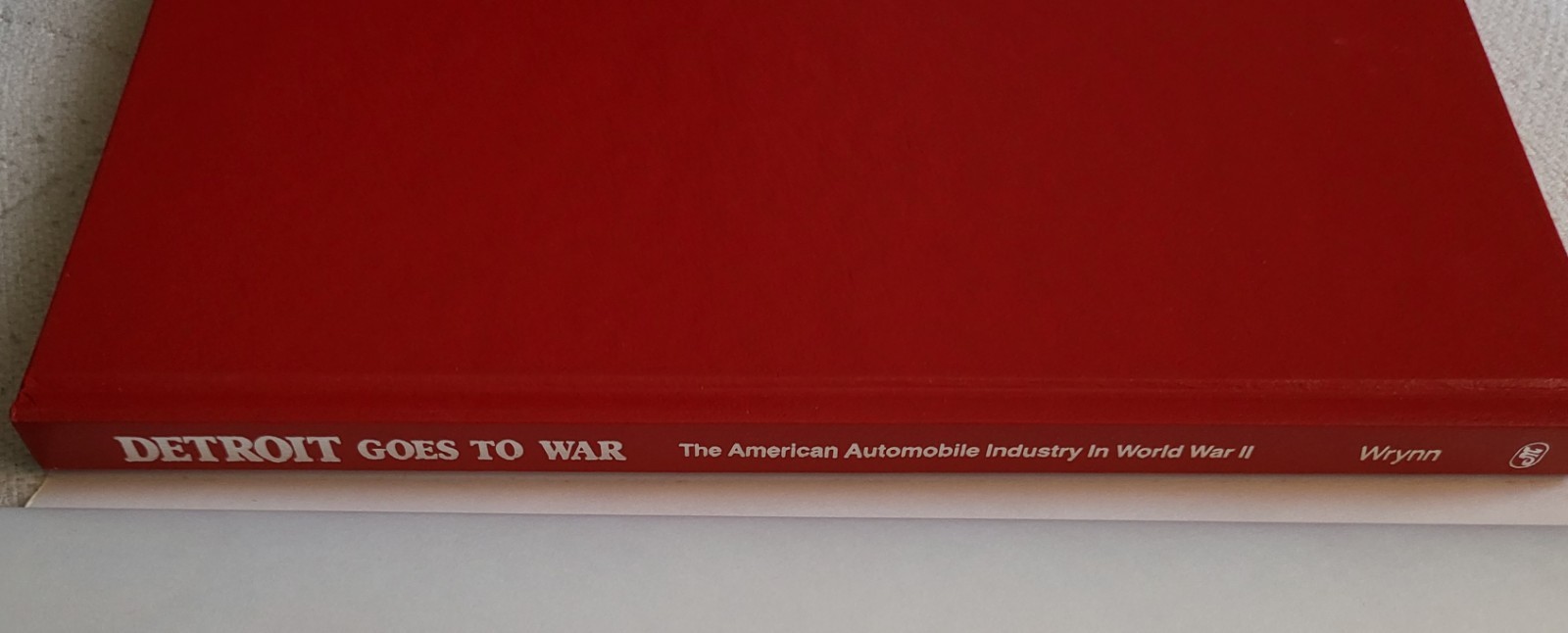 🚨**SIGNED** Detroit Goes to War: The American Auto Industry World War II *NEW*
