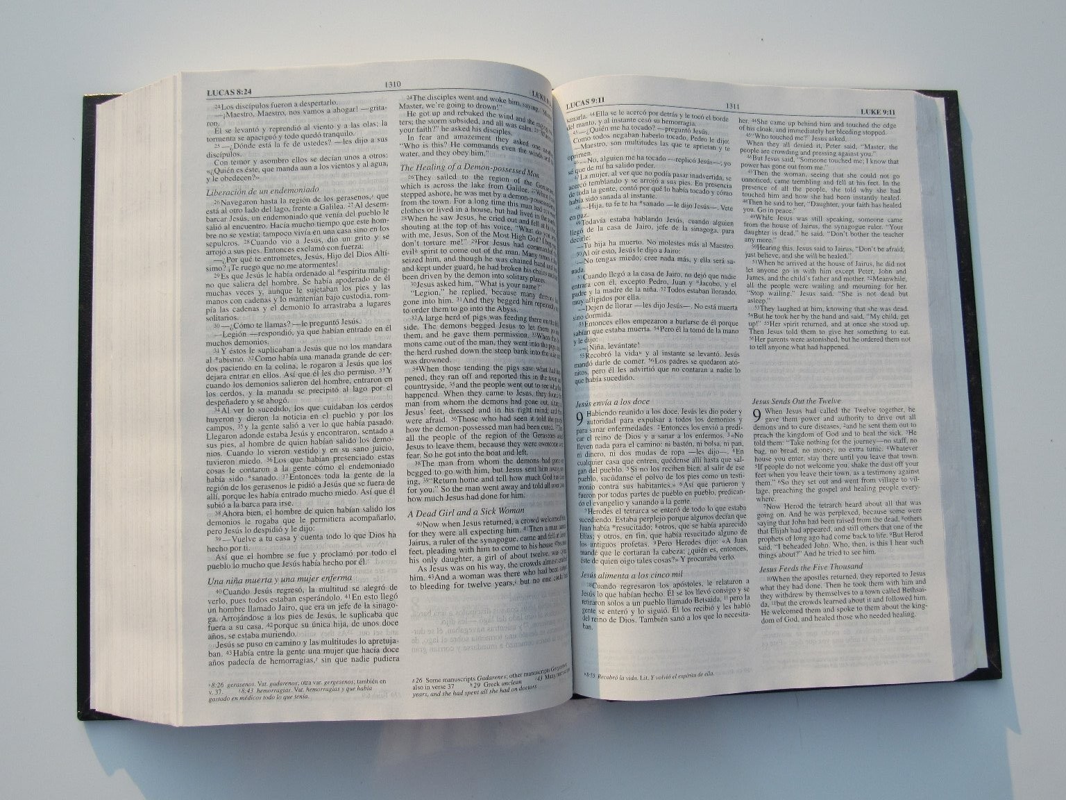 Santa Biblia Holy Bible NVI NIV Spanish English Bilingual 1999 Vida Inscribed