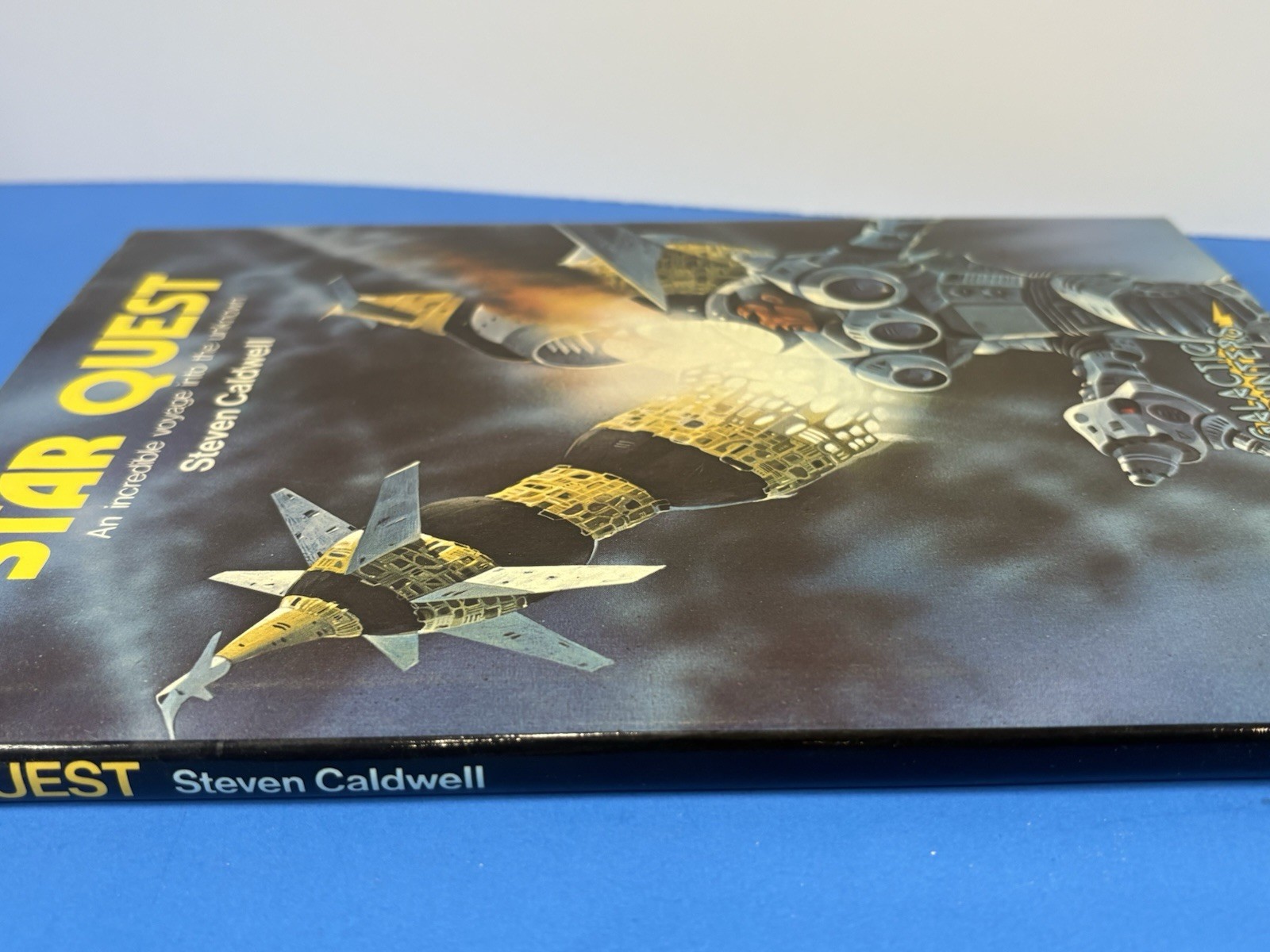 VTG Star Quest Galactic Encounters Steven Caldwell 1980s Sci-Fi Art Hardcover DJ