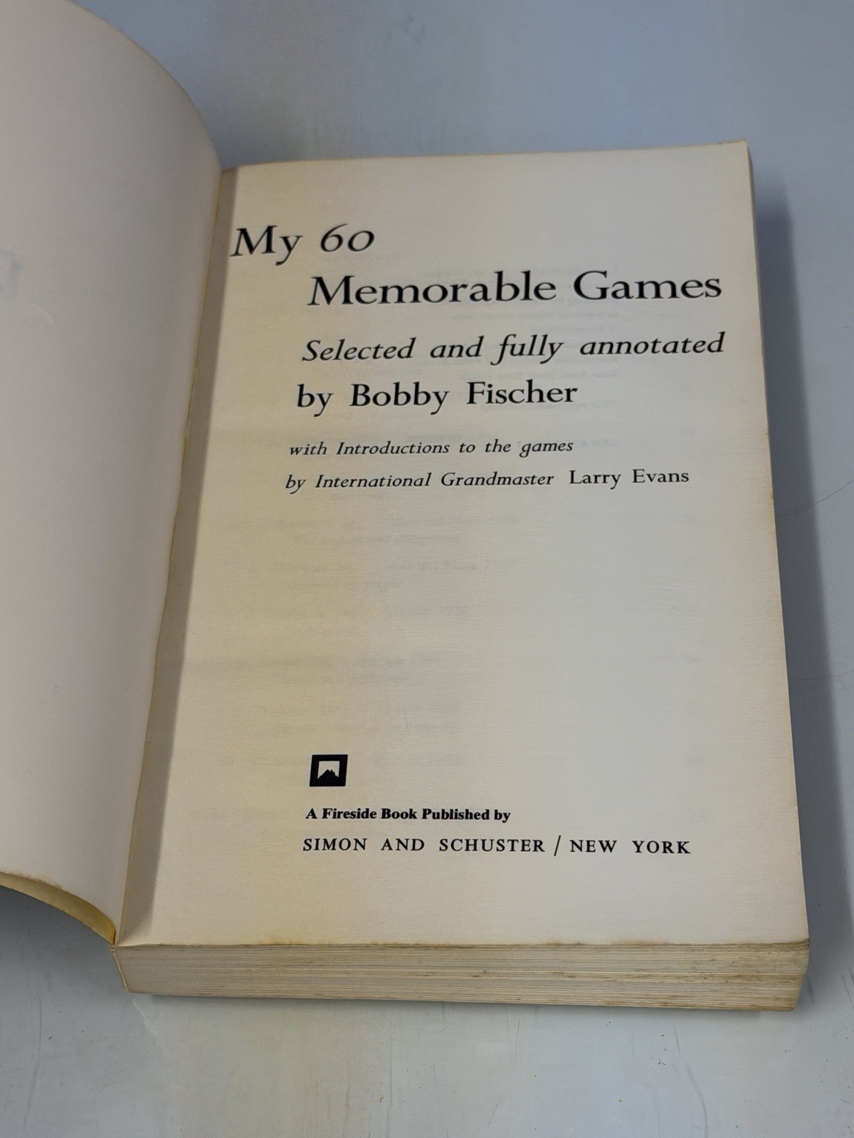 Bobby Fischer My 60 Memorable Games Simon & Schuster Paperback Chess Book