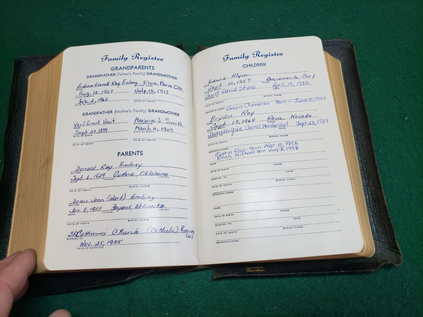 Vintage National Holy Bible Gold Seal Home Edition KJV Black Leatherbound