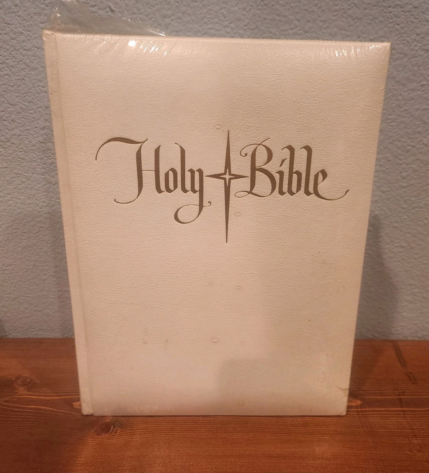 Vintage J.G. Ferguson HOLY BIBLE King James Version White Leather New