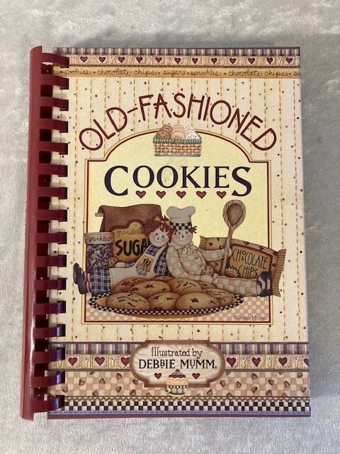 Old Fashioned Cookies Illustrated by Debbie Mumm 223 Pages Hardcover Spiral