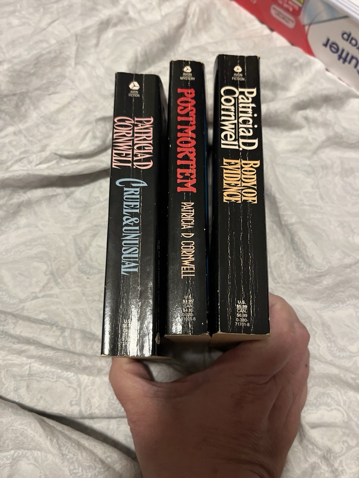 Lot of 3 Patricia Cornwell PAPERBACK Mystery Books