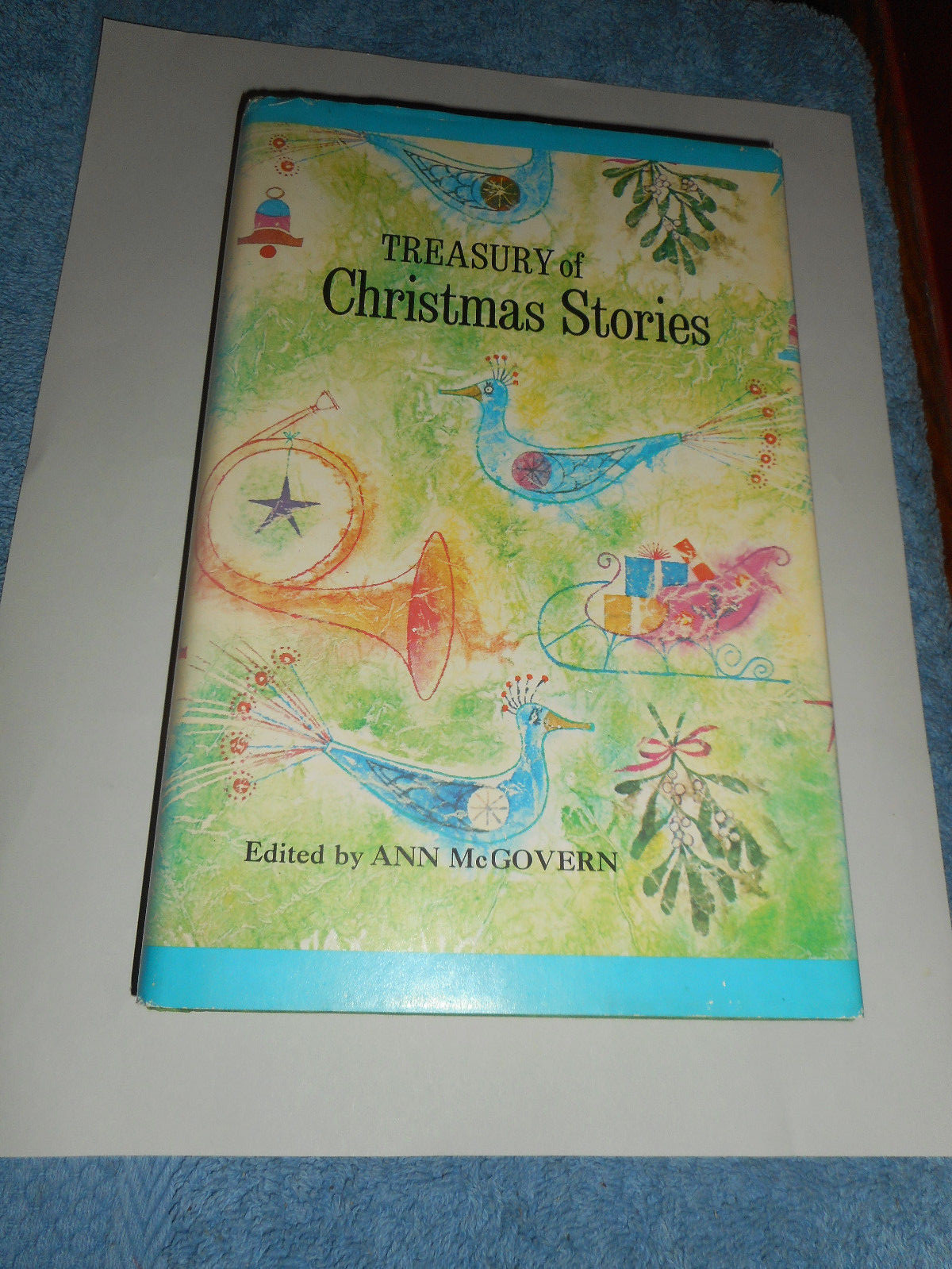 TREASURY of Christmas Stories by Ann Mcgovern 1975 HC/DJ 1st Edition Book FINE