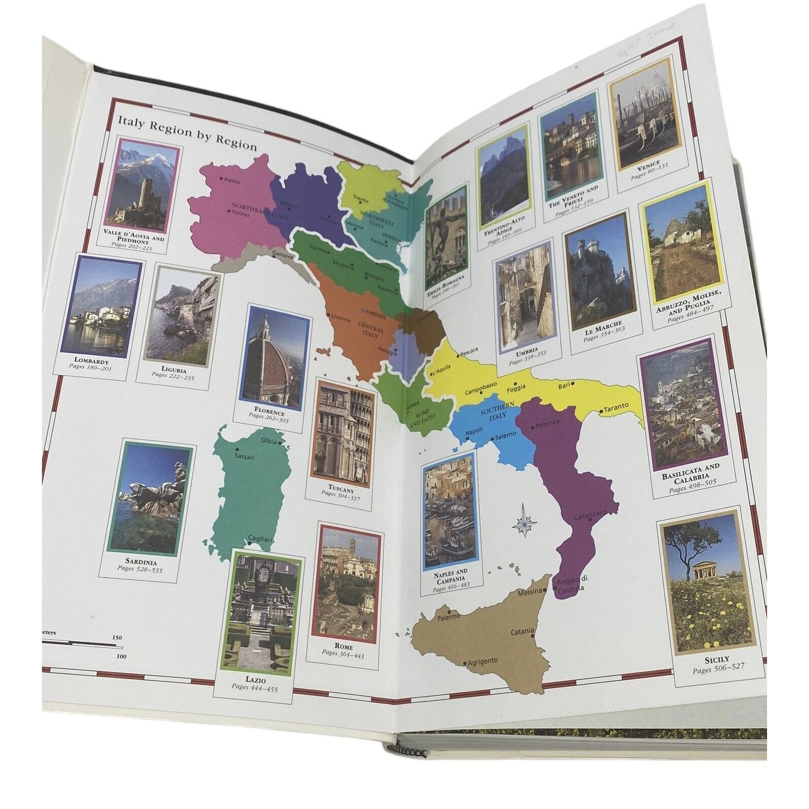 ITALY: DK Eyewitness Travel Guides Revised 1999 Maps Photos 672 Pages