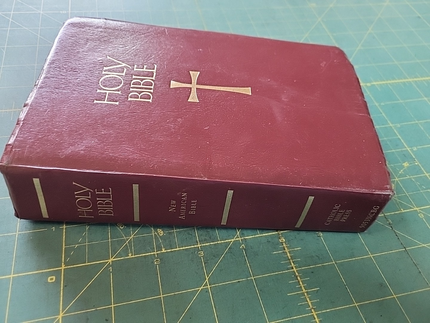 Catholic First Communion Holy Bible – 9053NCBG – Catholic Bible Press -SEE PHOT