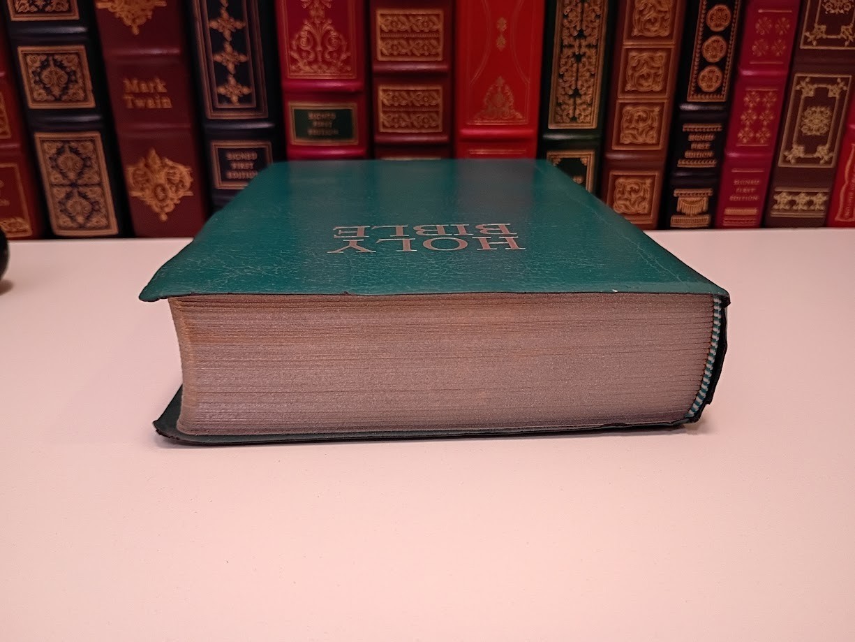 Holy Bible KJV King James Version Red Letter Teal Leathersoft Zondervan Helps VG