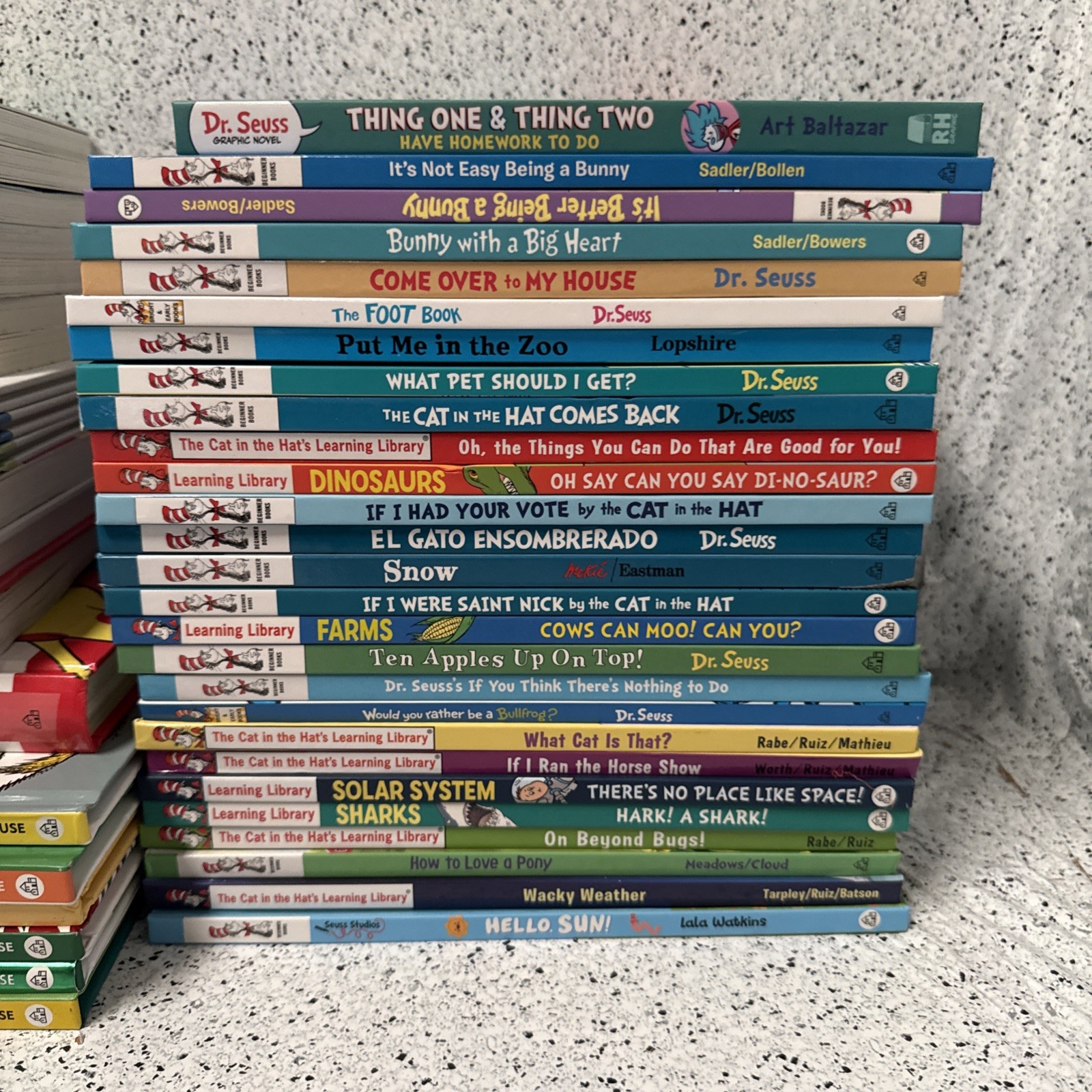 Lot of 30 Dr. Seuss Kids Books Random NO Duplicates Brand New
