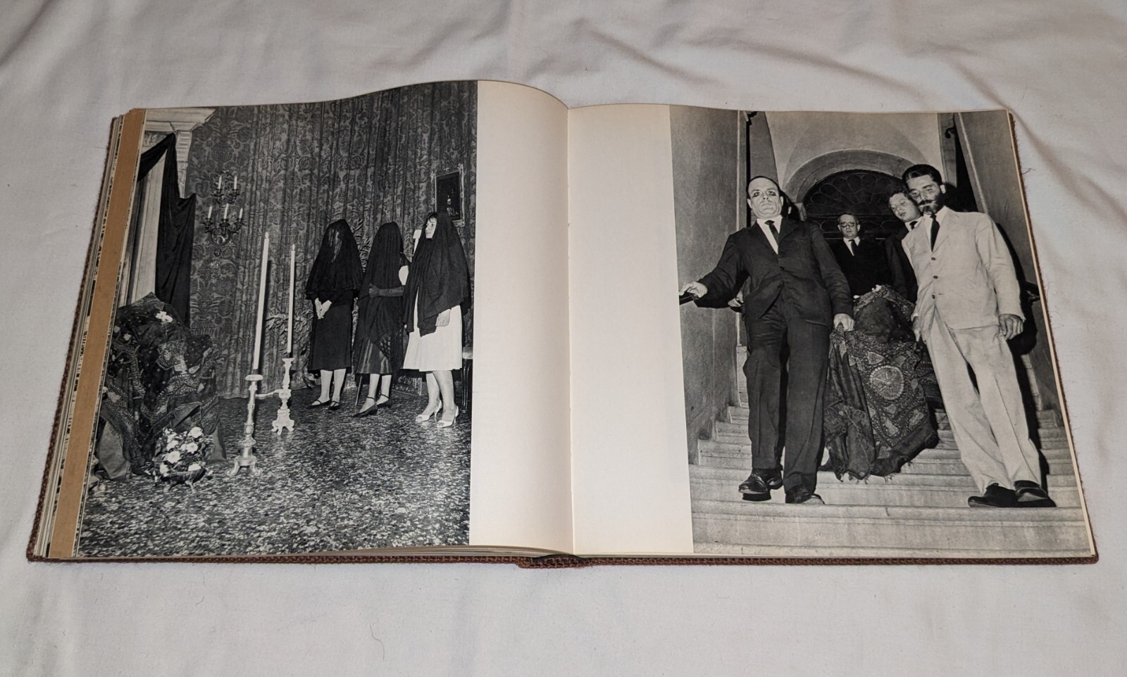 Allan Kaprow ASSEMBLAGE, ENVIRONMENTS & HAPPENINGS rare HC ED1 Abrams 1966