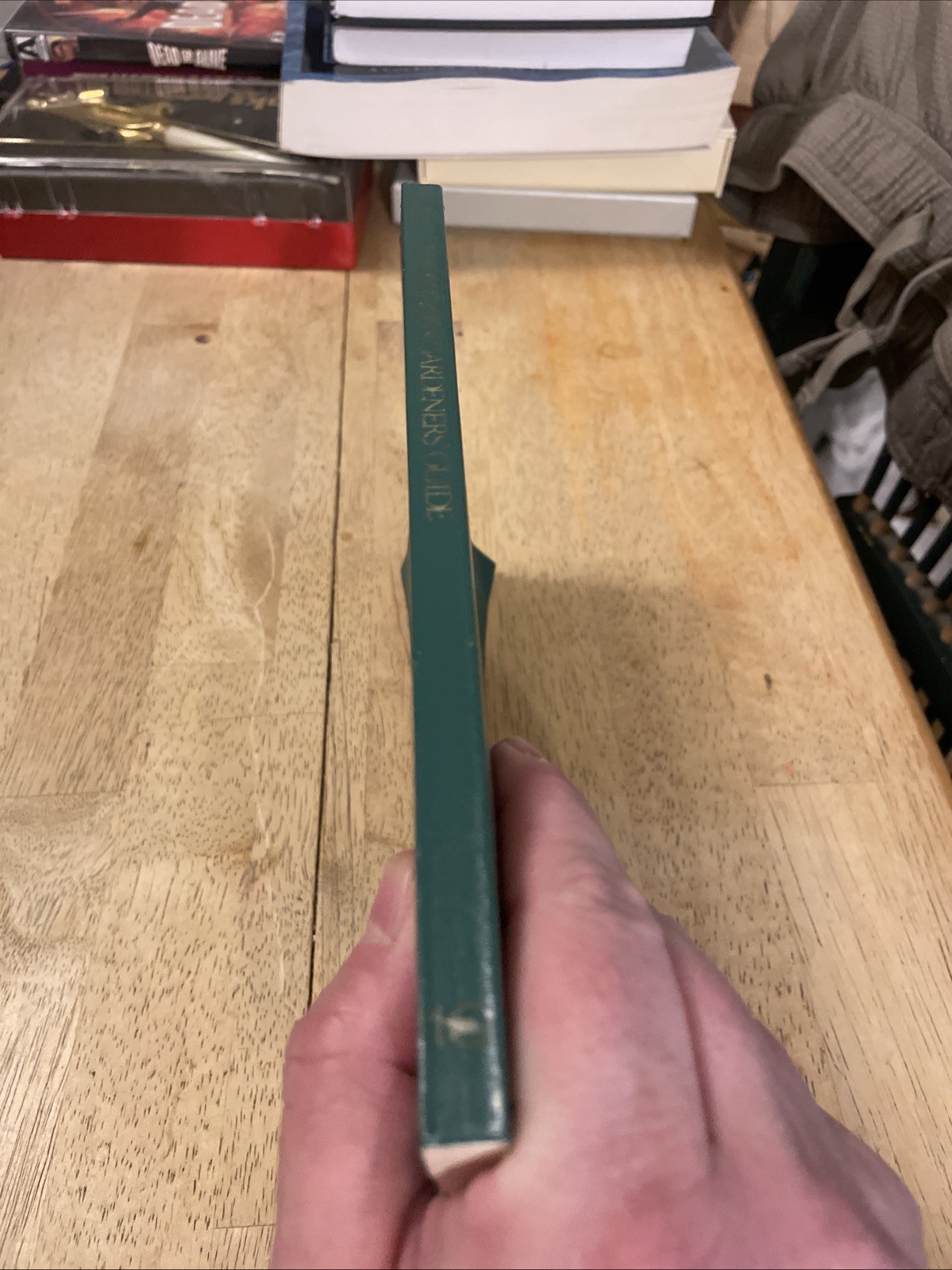 THE KITCHEN GARDENER’S GUIDE Edited by Donald J. Berg PB 1987 Ten Speed Press