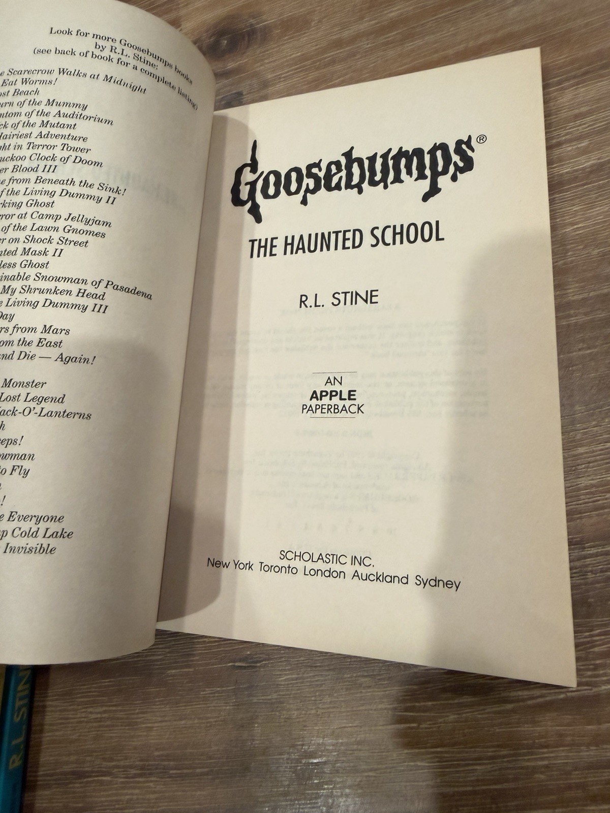 Goosebumps The Haunted School R.L. Stine 1997 First Scholastic Printing Horror