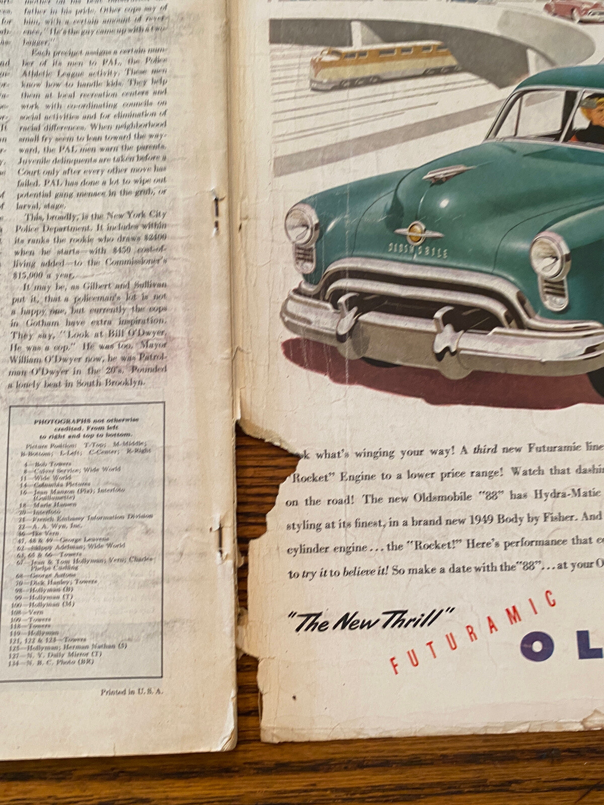HOLIDAY Magazine April 1949 Featuring New York