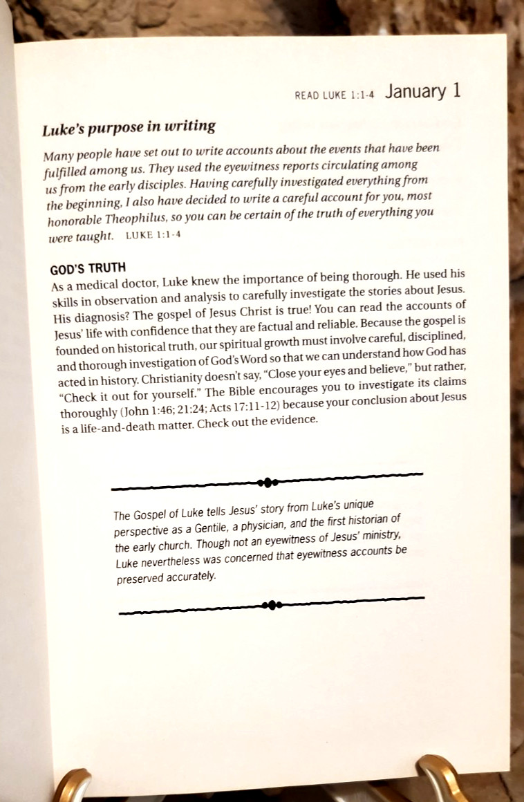 The Daily God Book: A Year with Jesus Neil Wilson Tyndale Pub. a walk w/Jesus