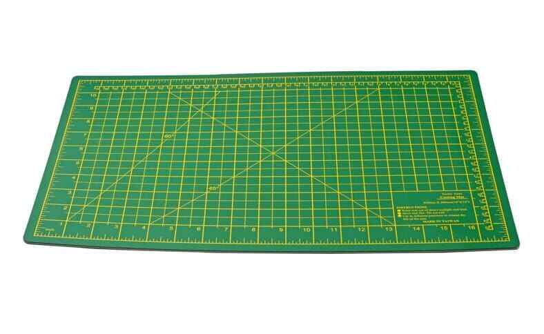 18″ x 12″ x 3mm double sided self-healing green cutting mat