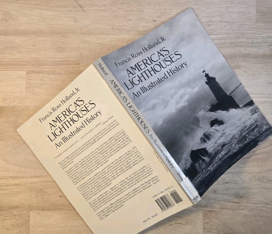 America’s Lighthouses An Illustrated History PB Dover Publications