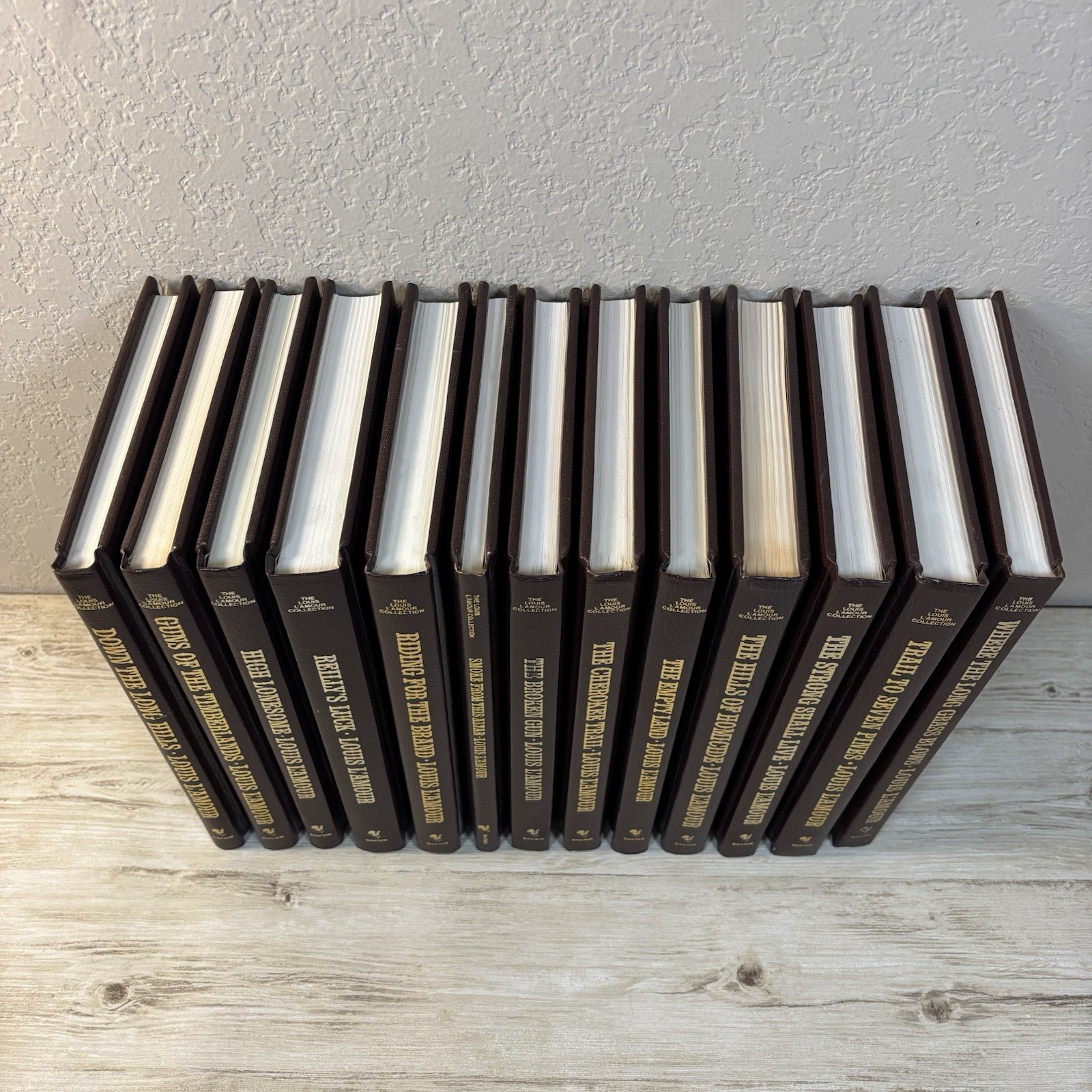 Louis L’Amour 13 Book Lot Leatherette Hardcover Short Story Western Collection