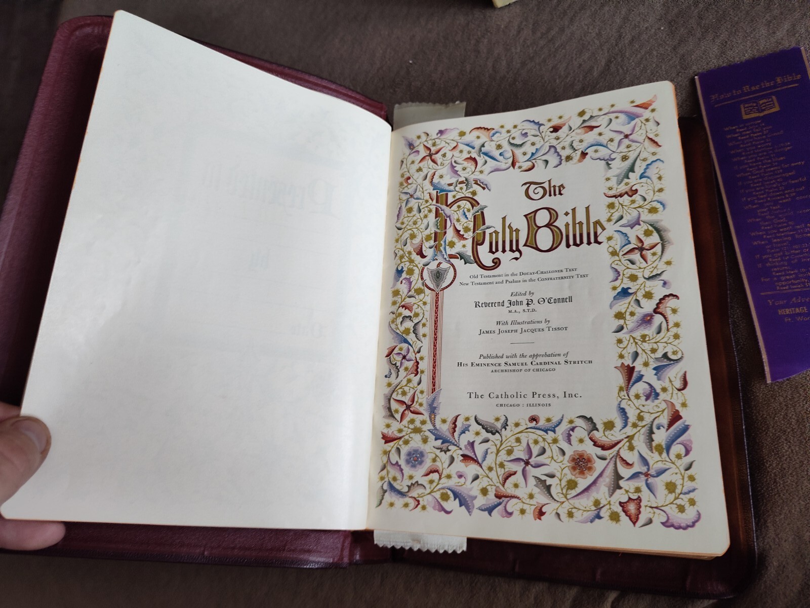 Holy Bible Qui Sacrarum Scripturarum by The Catholic Press Inc. Chicago 1950 VTG