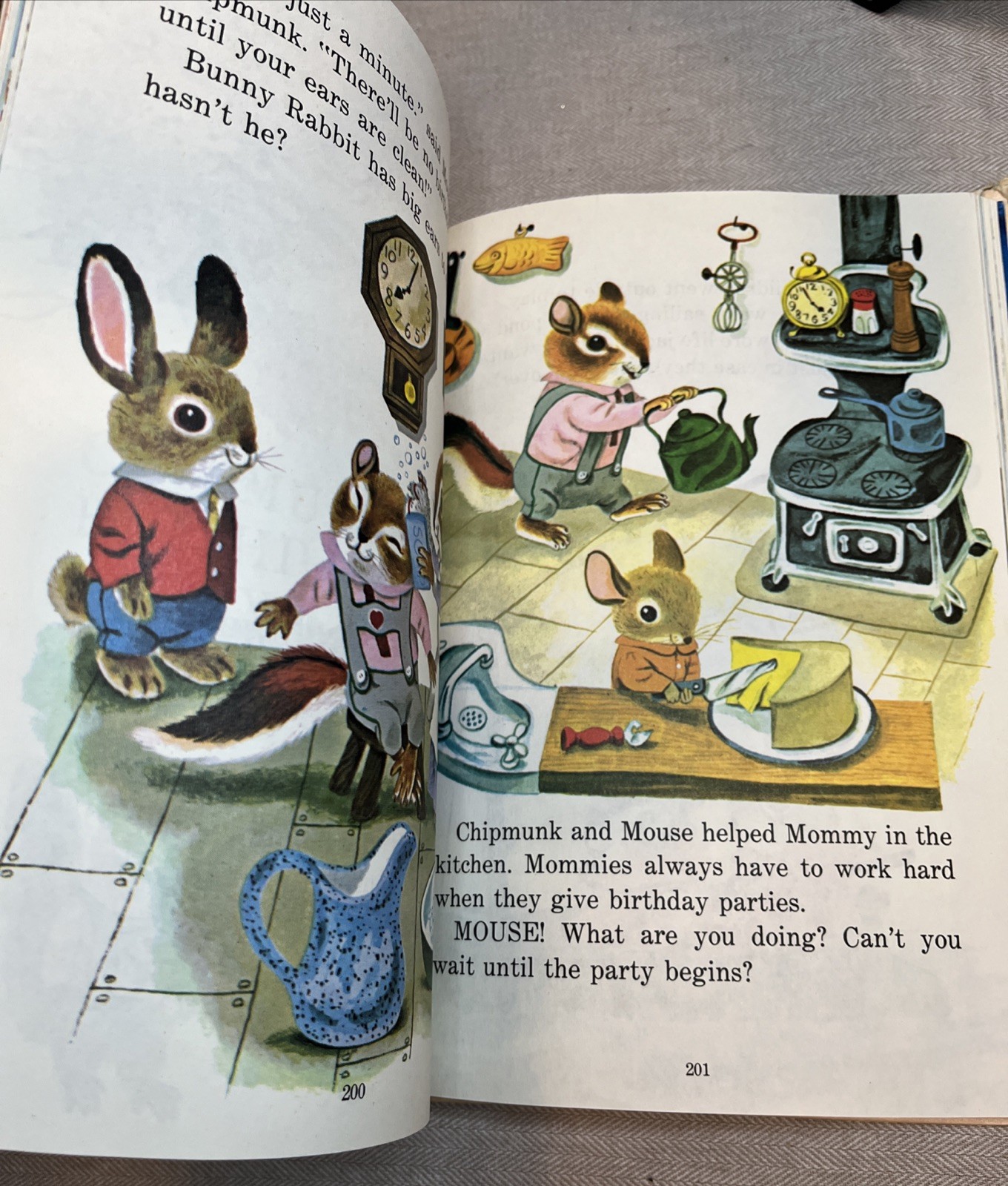 Richard Scarry’s Best Storybook Ever Golden Press 1968 Vintage Children’s Book
