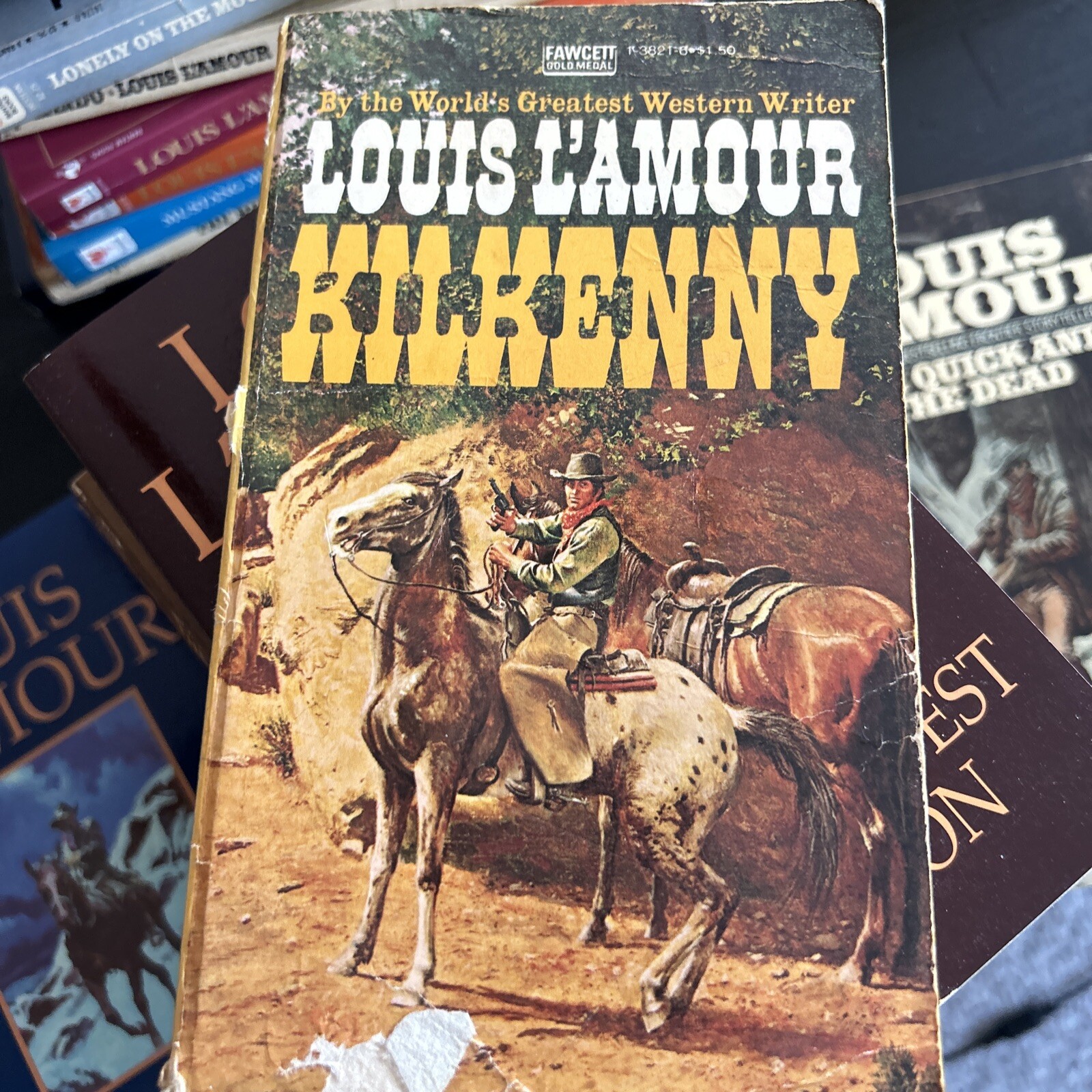 Lot of 10 Louis LAmour, paperback Western Books. Vintage Book Lot of 10