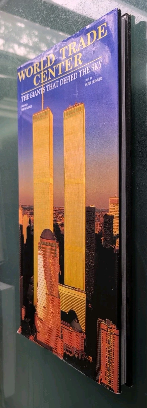 World Trade Center Oversized ( Tall ) HC Book Photos 9/11 Foldout Pages EXC Cond