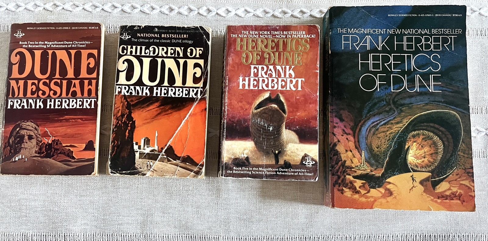Frank Herbert Dune Series Lot of 5 Berkley 1984 Sci-Fi Paperbacks