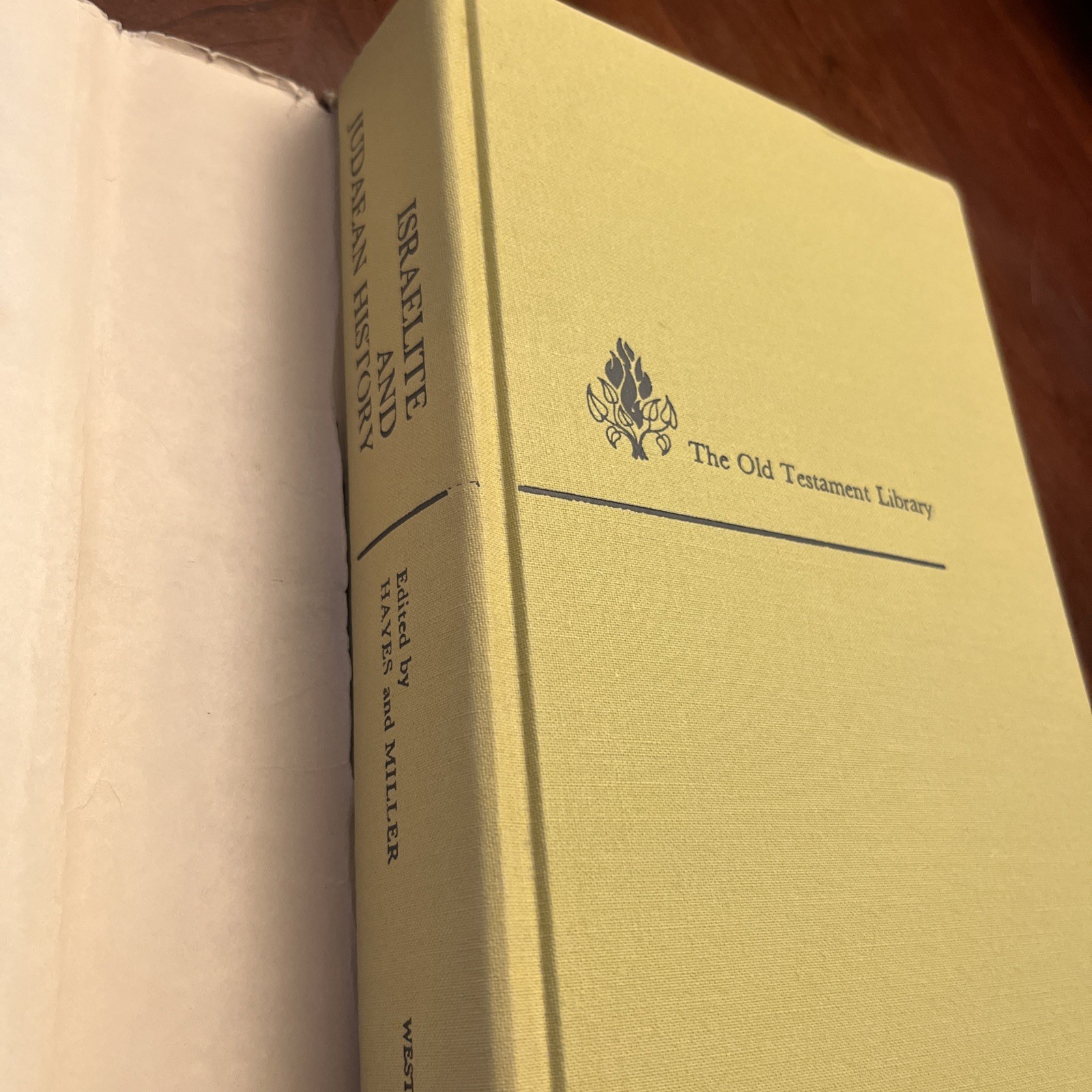 Old Testament Library Hardcover Israelite and Judaean history A3