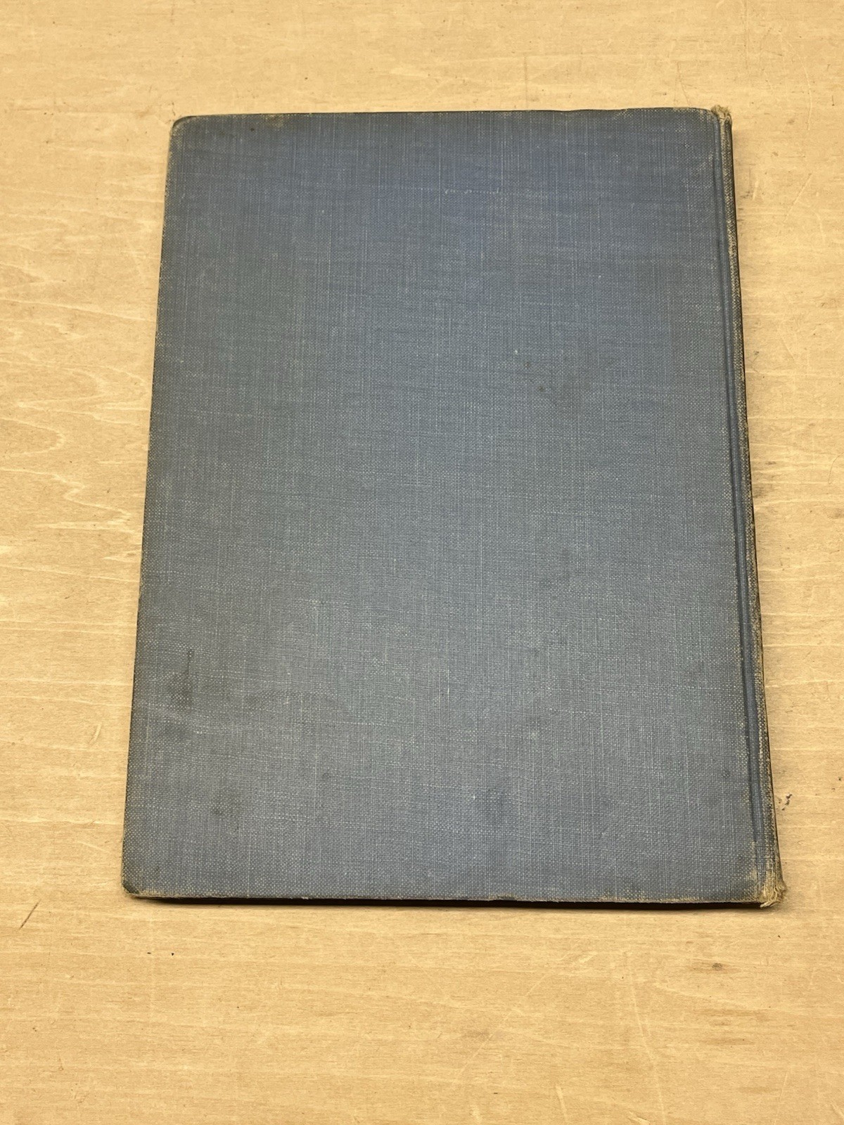 Oliver Twist by Charles Dickens (Young Readers’ Edition) HC