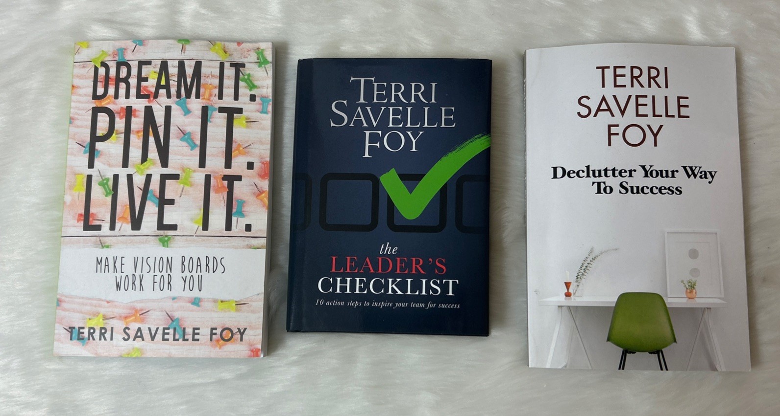 Lot Of 3 Books Declutter Your Way to Success Dream It Pin It Live It The Leaders
