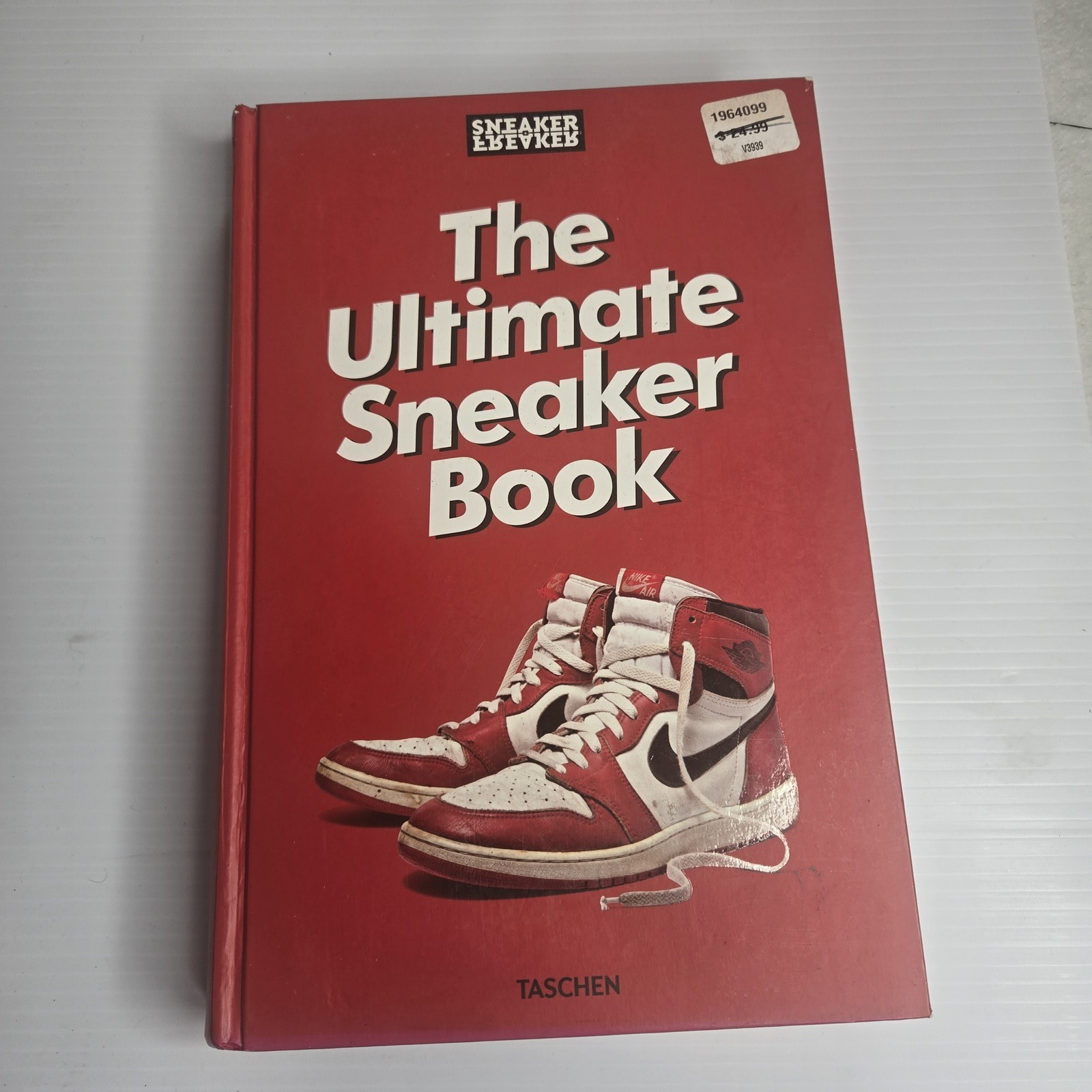 The Ultimate Sneaker Book TASCHEN SNEAKER FREAKER Hardcover Fashion Culture
