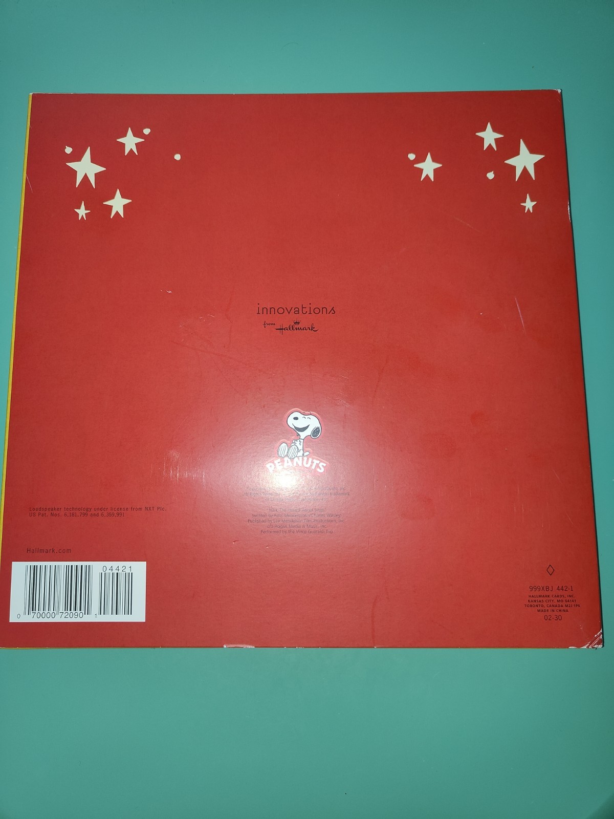 Peanuts Book – Christmas is Together-Time (2012) – Bonus Giant Xmas Card