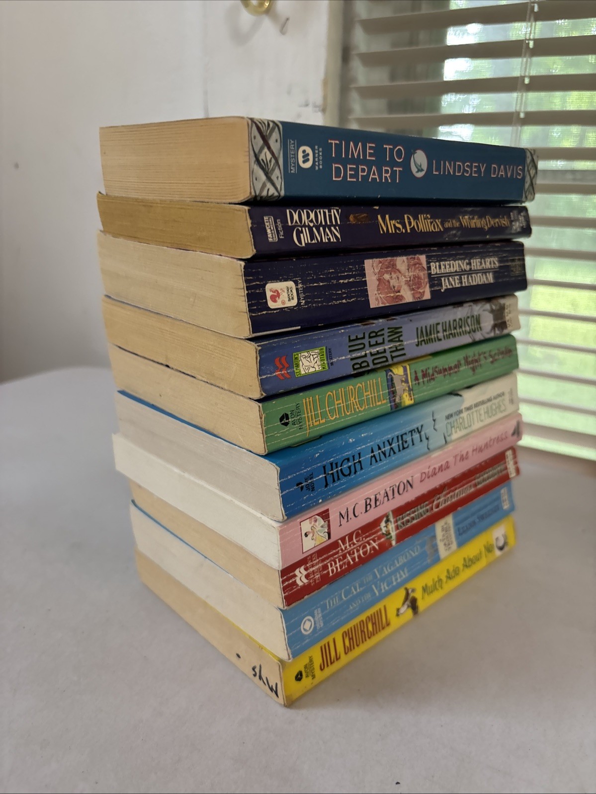 Lot of 10 – Cozy Mysteries – Mixed Authors – FREE SHIPPING