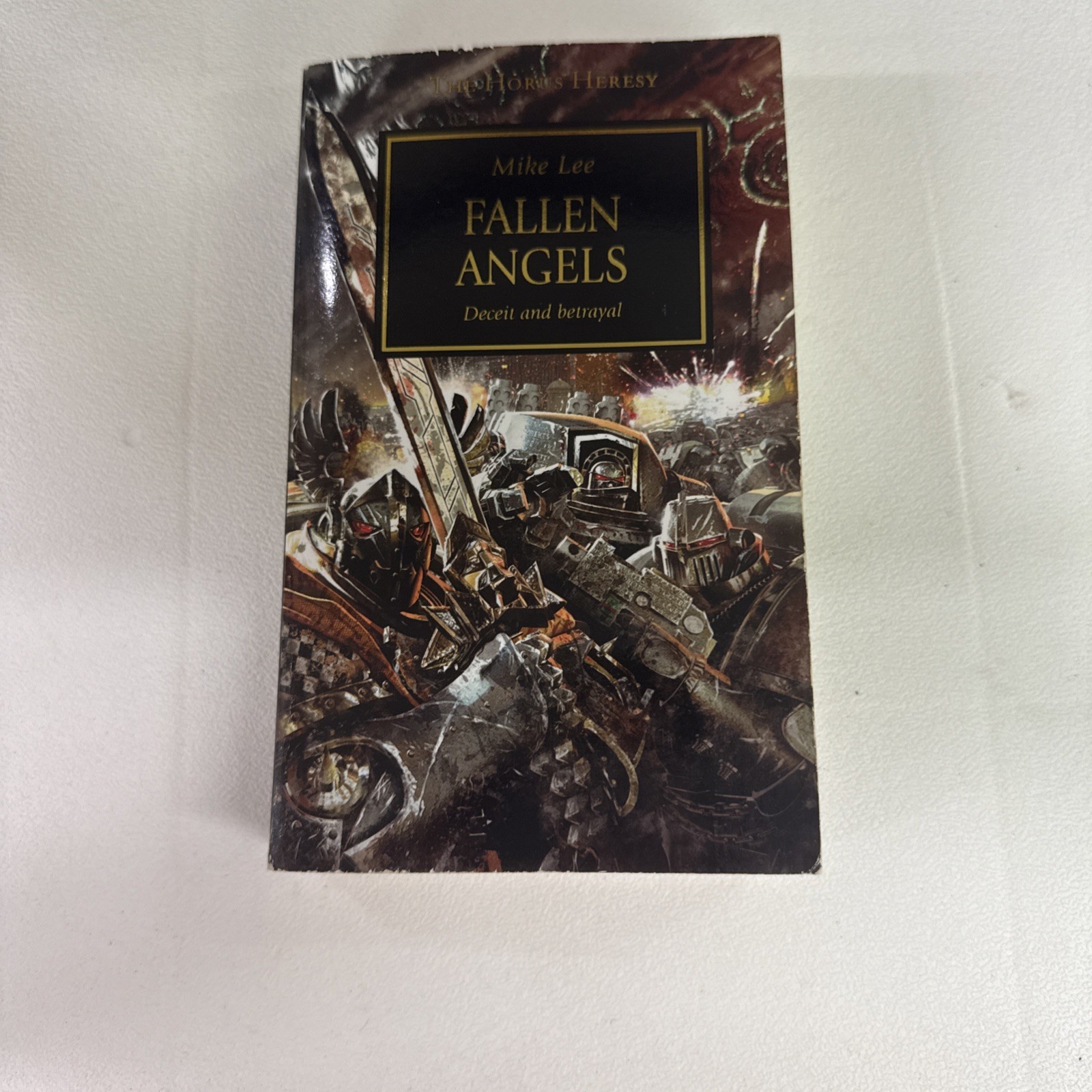 Warhammer 40k Fallen Angels by Mike Lee Horus Heresy 2009