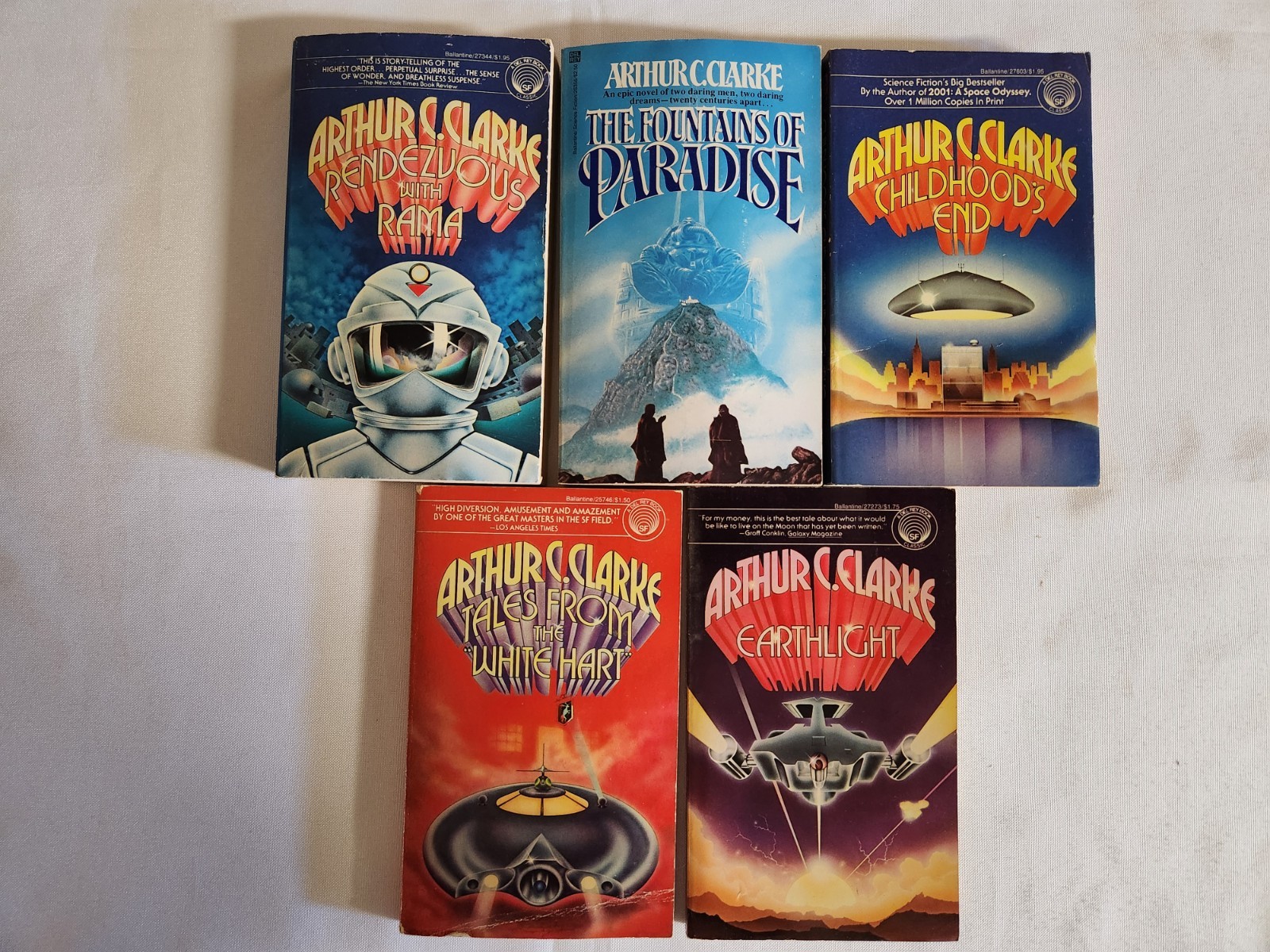 5 VTG Arthur C. Clarke Paperbacks – Earthlight, Childhood’s End, White Heart +