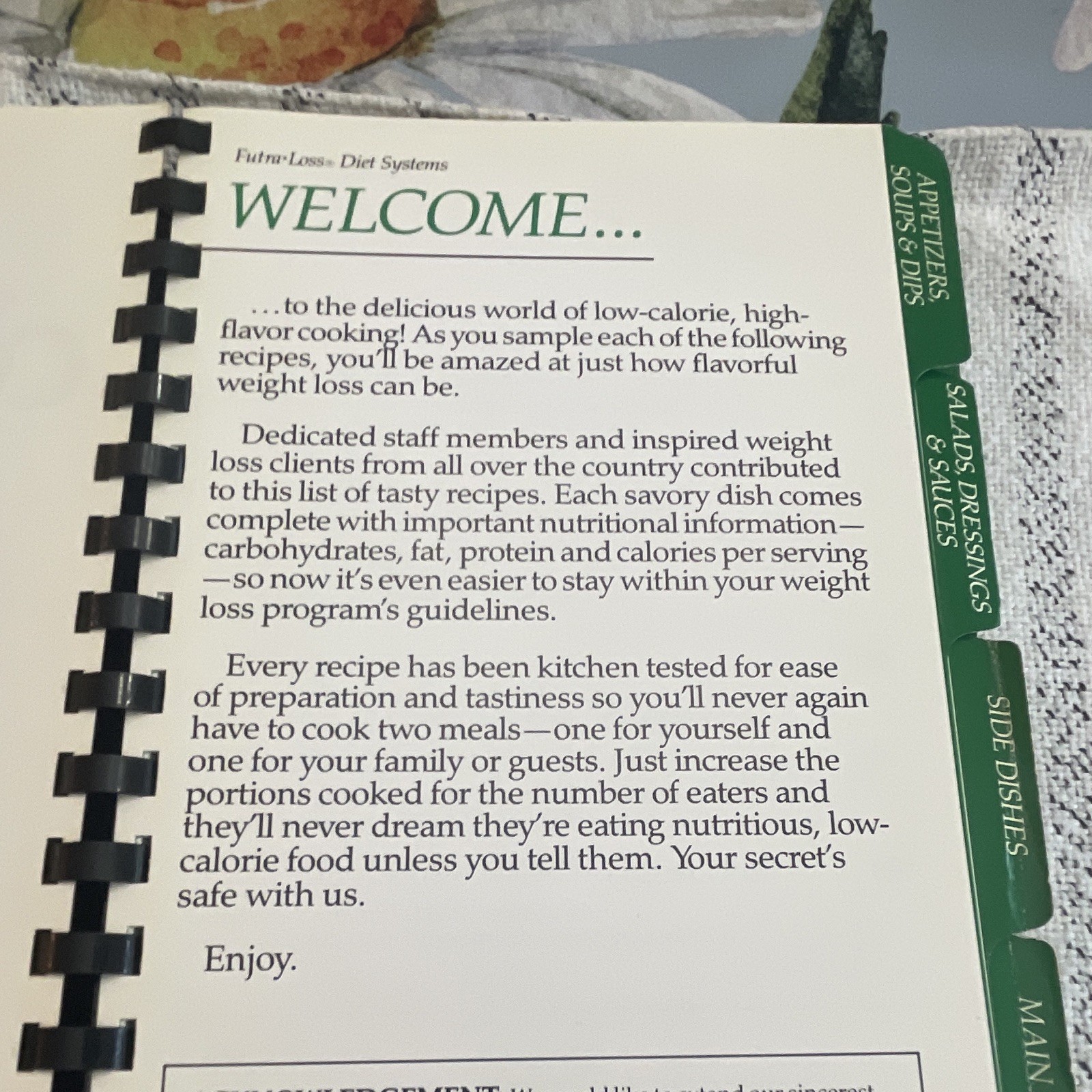 The Futra Loss Cook Book Physicians Weight Loss Centers Ring/Wire Bound