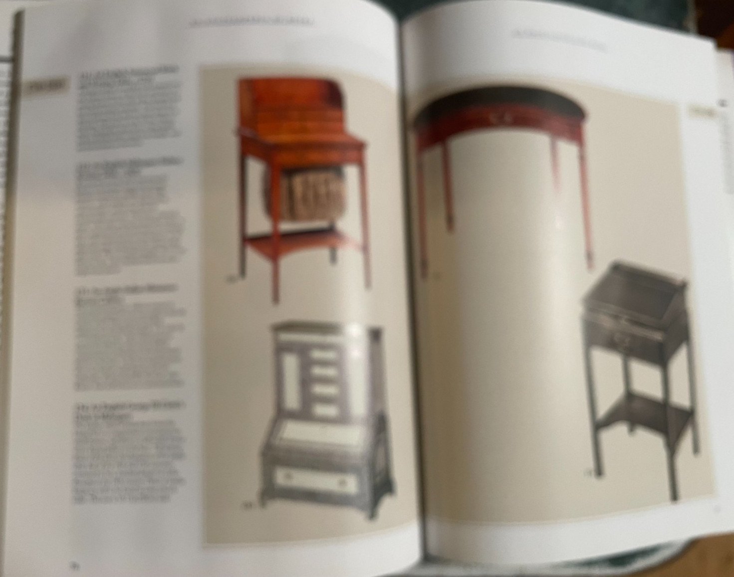 An Encyclopedia of Desks by Mark Bridge, HBwDJ, 1988, 127 pages, Very good cond