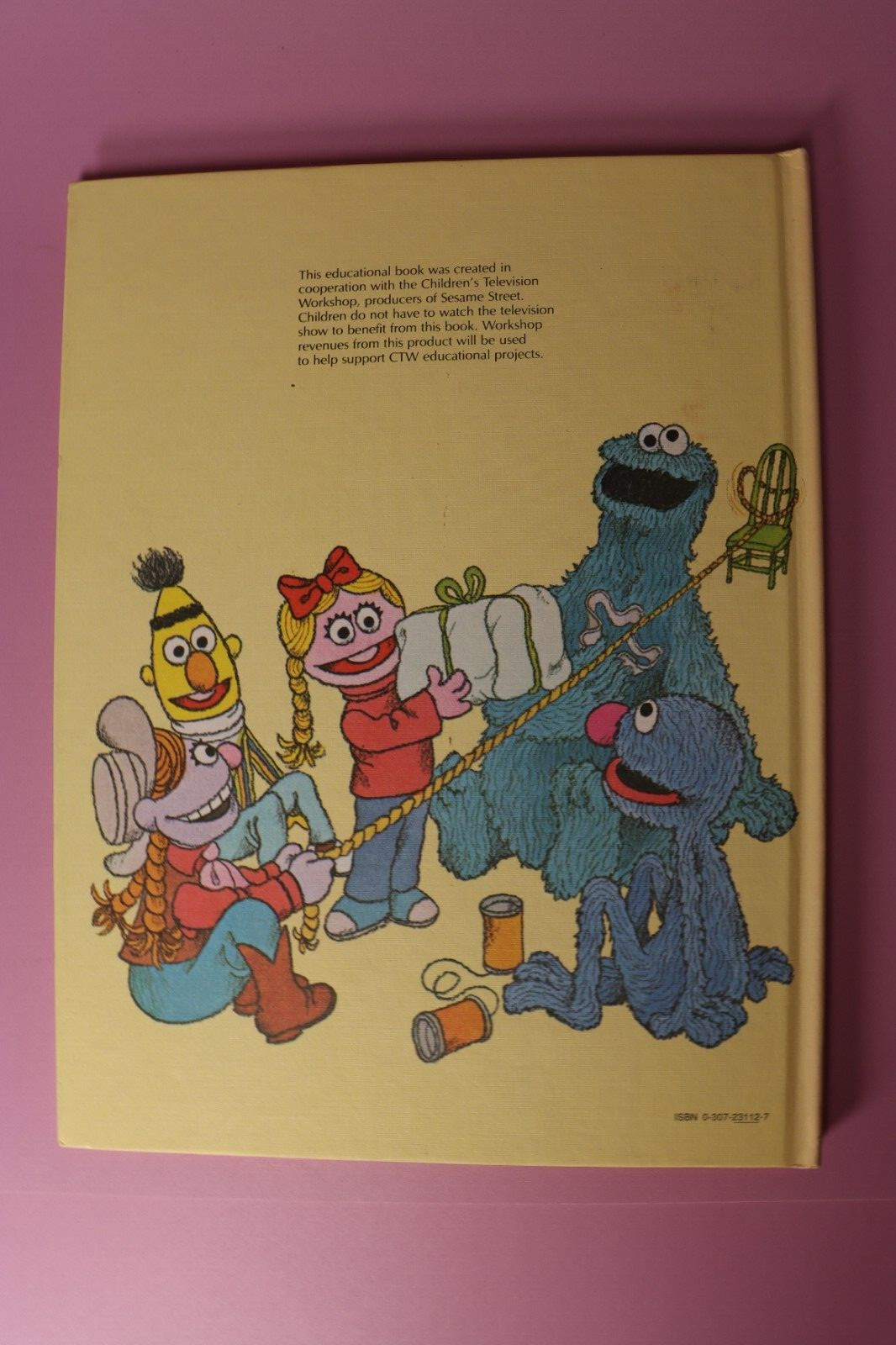 Show and Tell by Patricia Relf 1980 Sesame Street Book Club Hardcover
