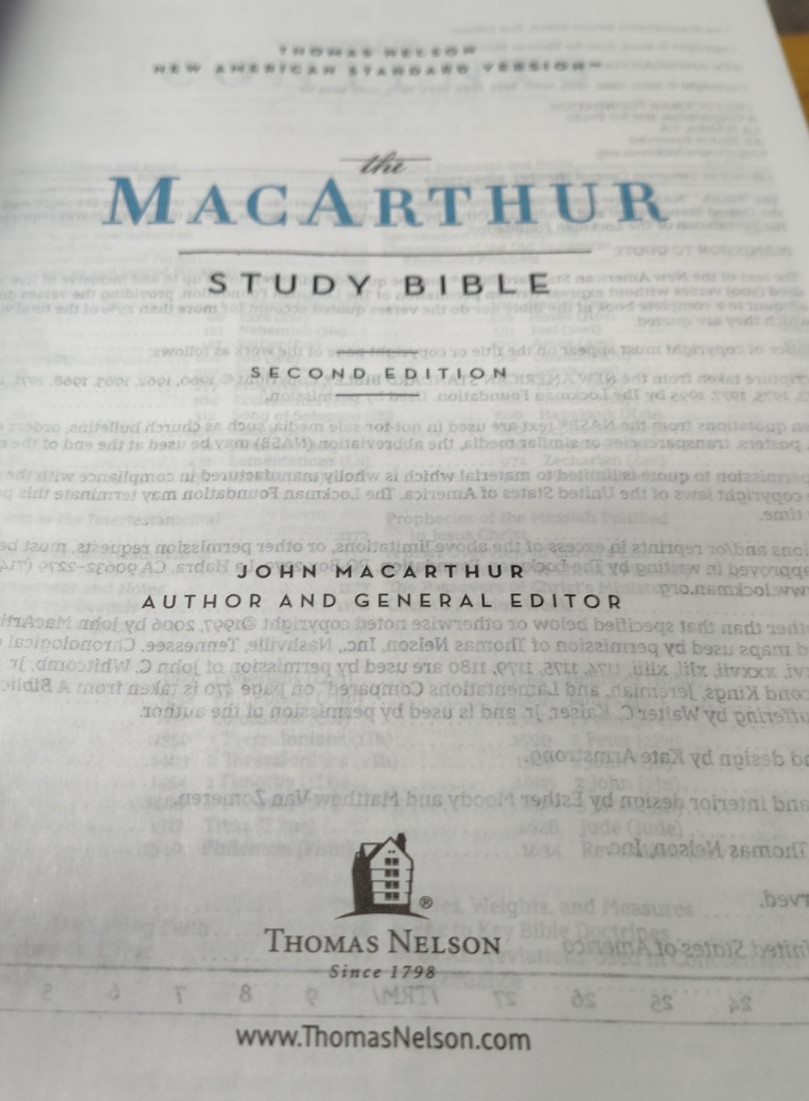 The MacArthur Study Bible, Second Edition (2020 Trade Paperback)