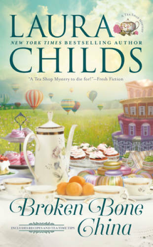 Broken Bone China (A Tea Shop Mystery) – Mass Market Paperback – GOOD