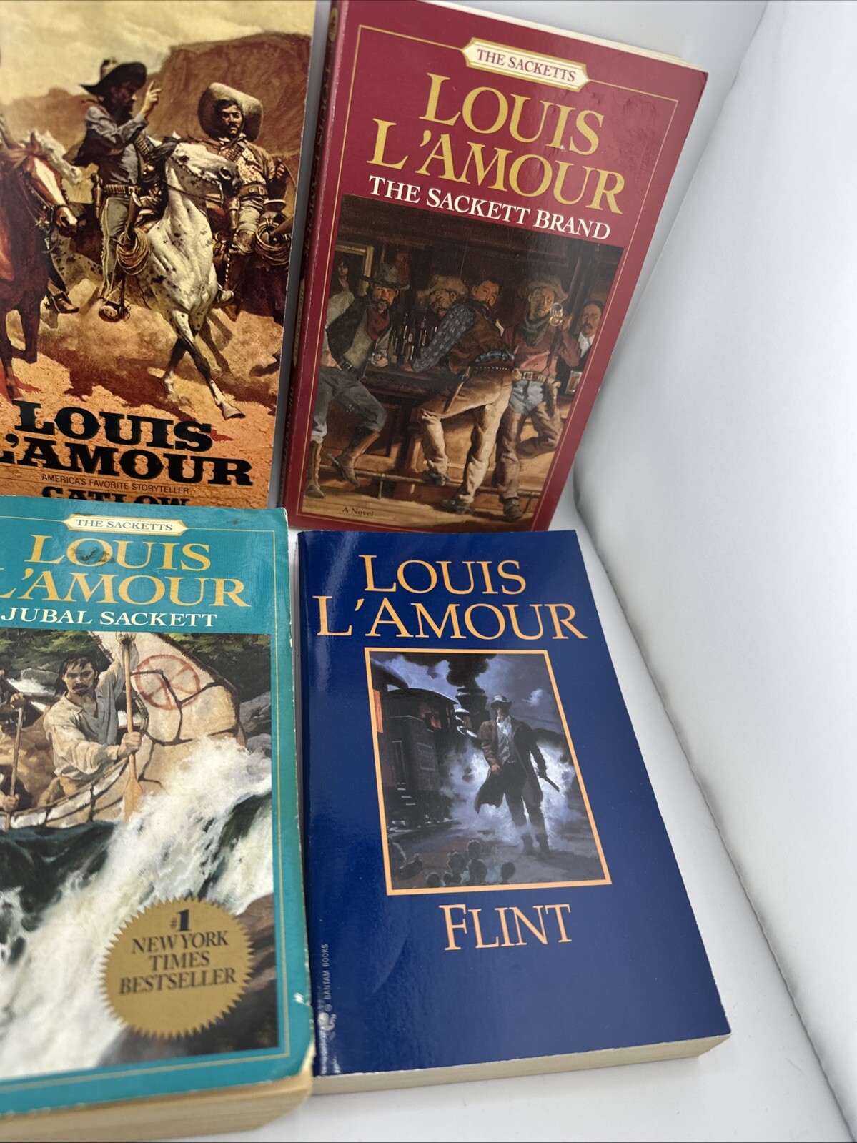 Lot of 6- LOUIS L’AMOUR – Paperback Western Books – Mixed Titles