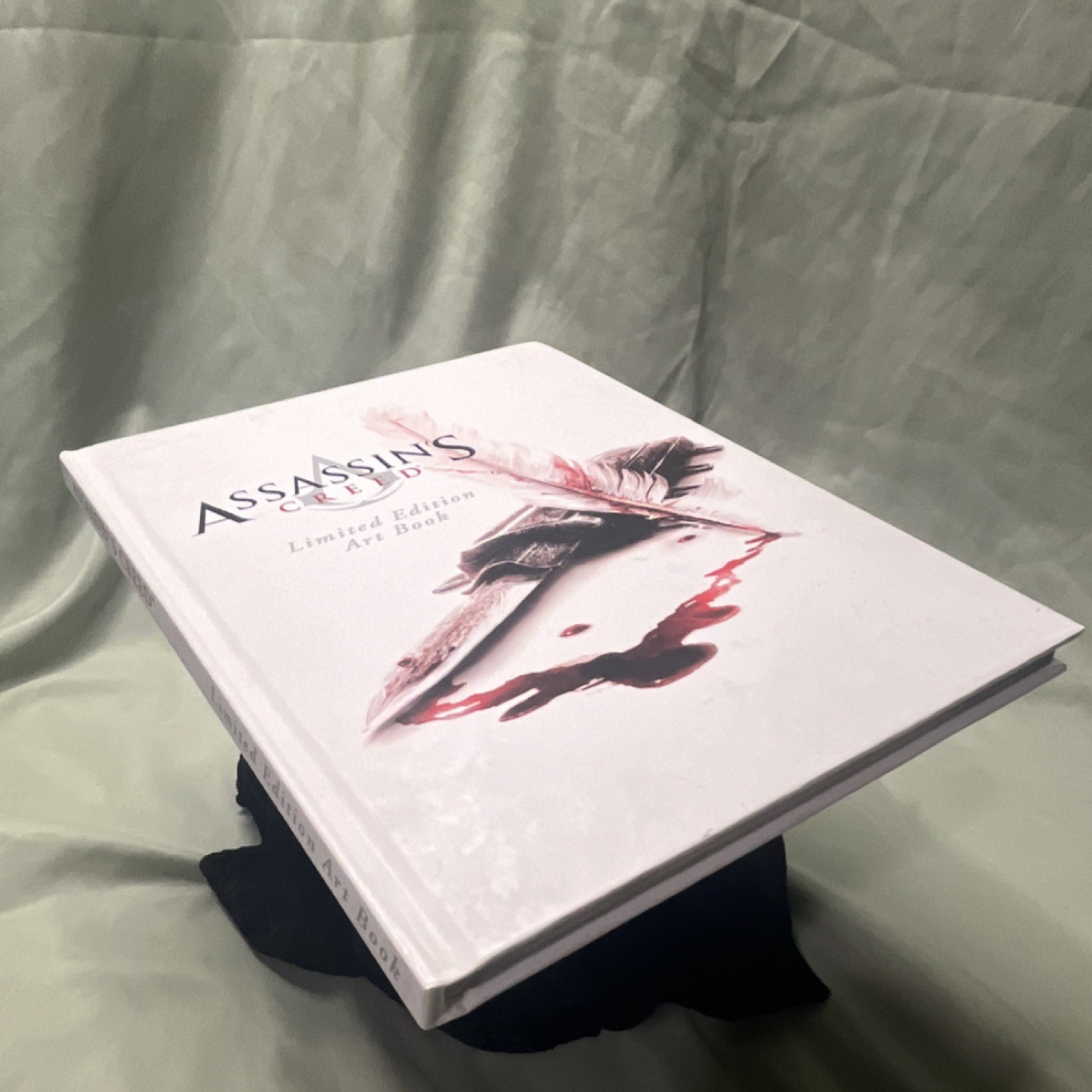 Assassin’s Creed Limited Edition Art Book by Ubisoft Hardcover Prima Games