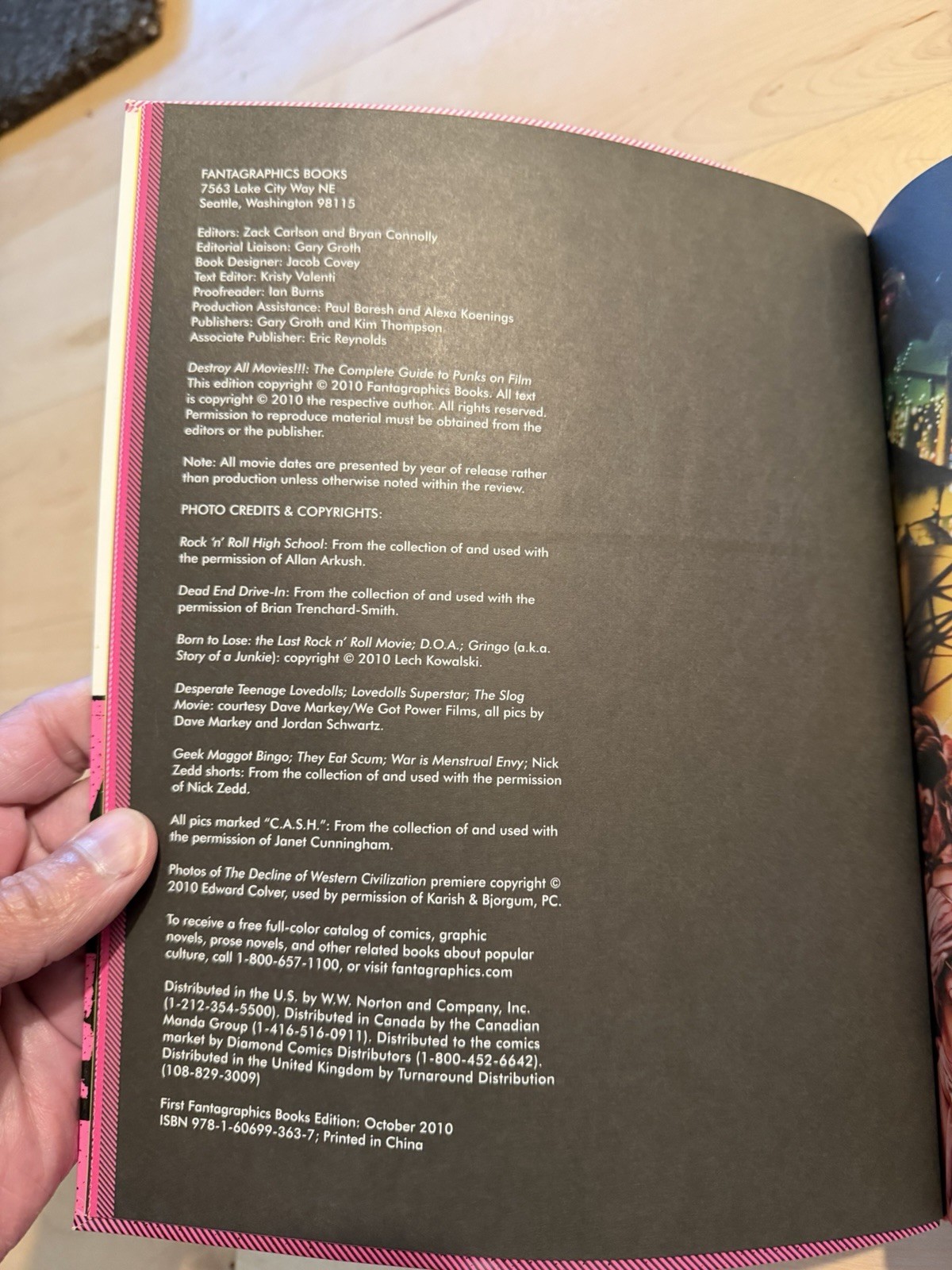 DESTROY ALL MOVIES!!! The Complete Guide To Punks On Film 2010 Fantagraphics TPB