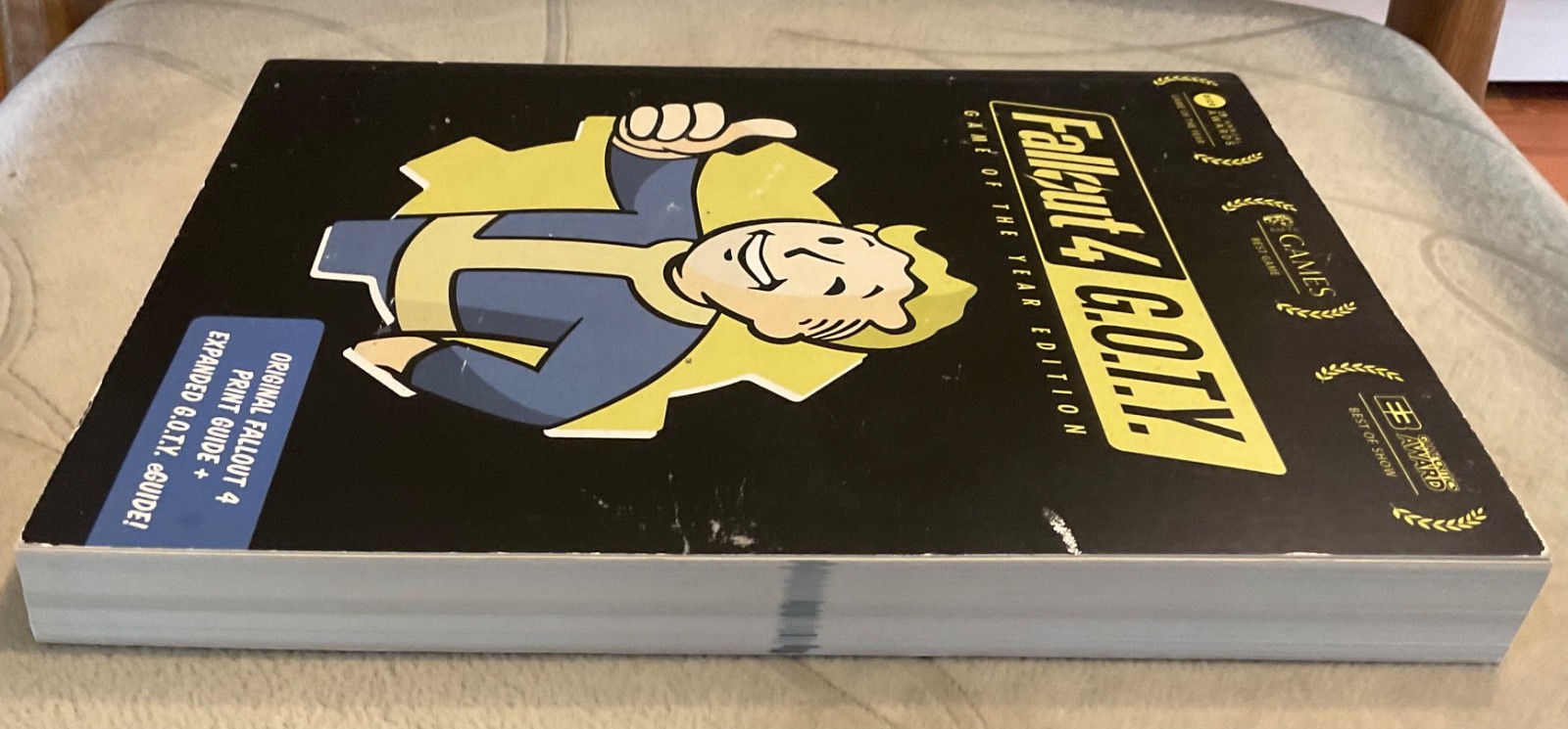 Fallout 4: Game of the Year Edition: Prima Official Guide – Paperback