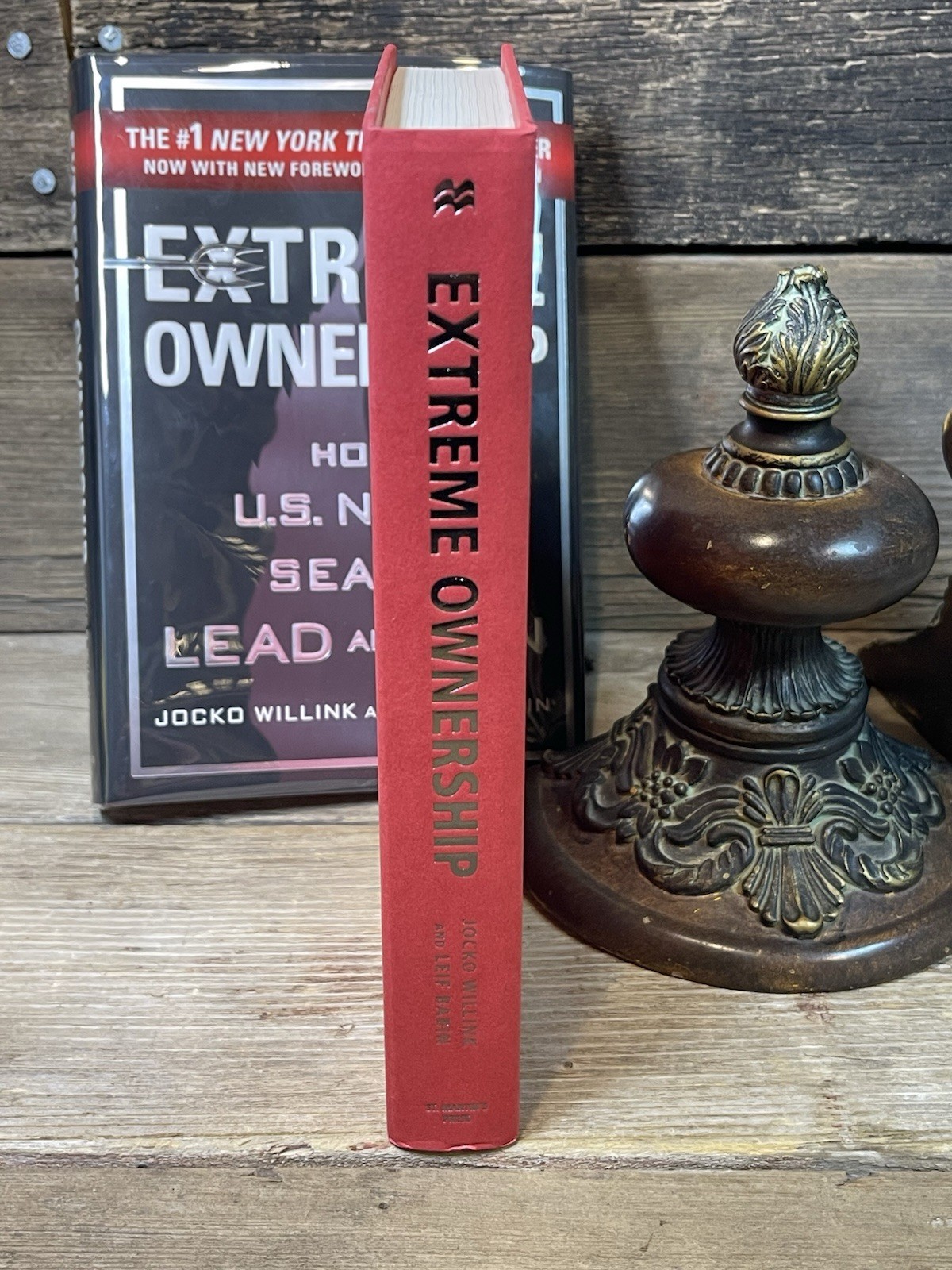 Extreme Ownership: How U.S. Navy SEALs Lead and Win 2 ND Edition 1ST Print